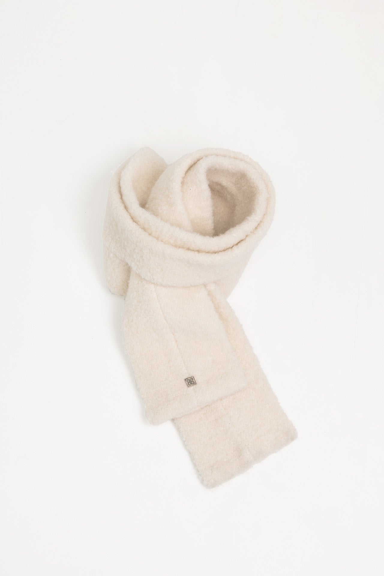 WOOL FURRY SCARF