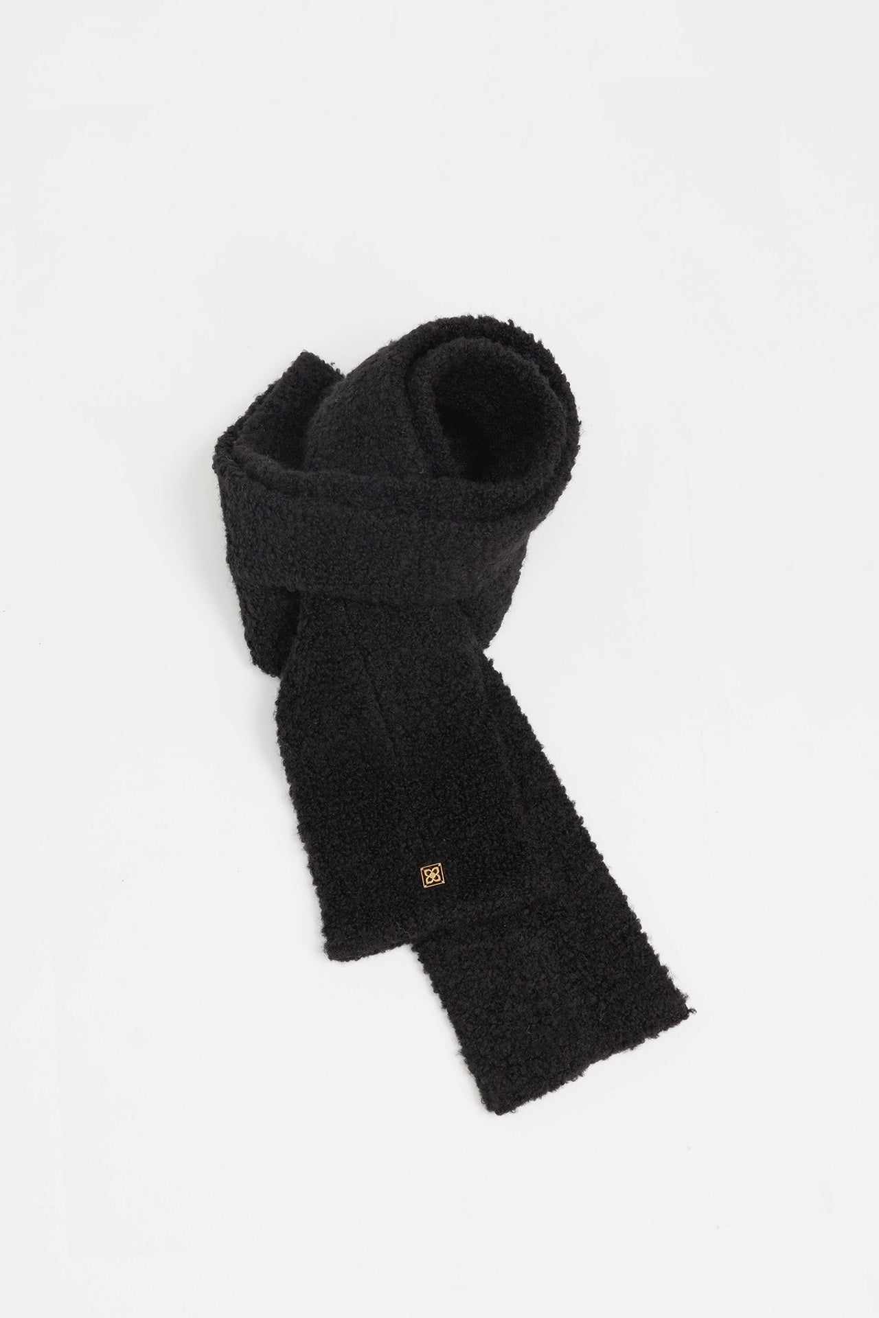 WOOL FURRY SCARF