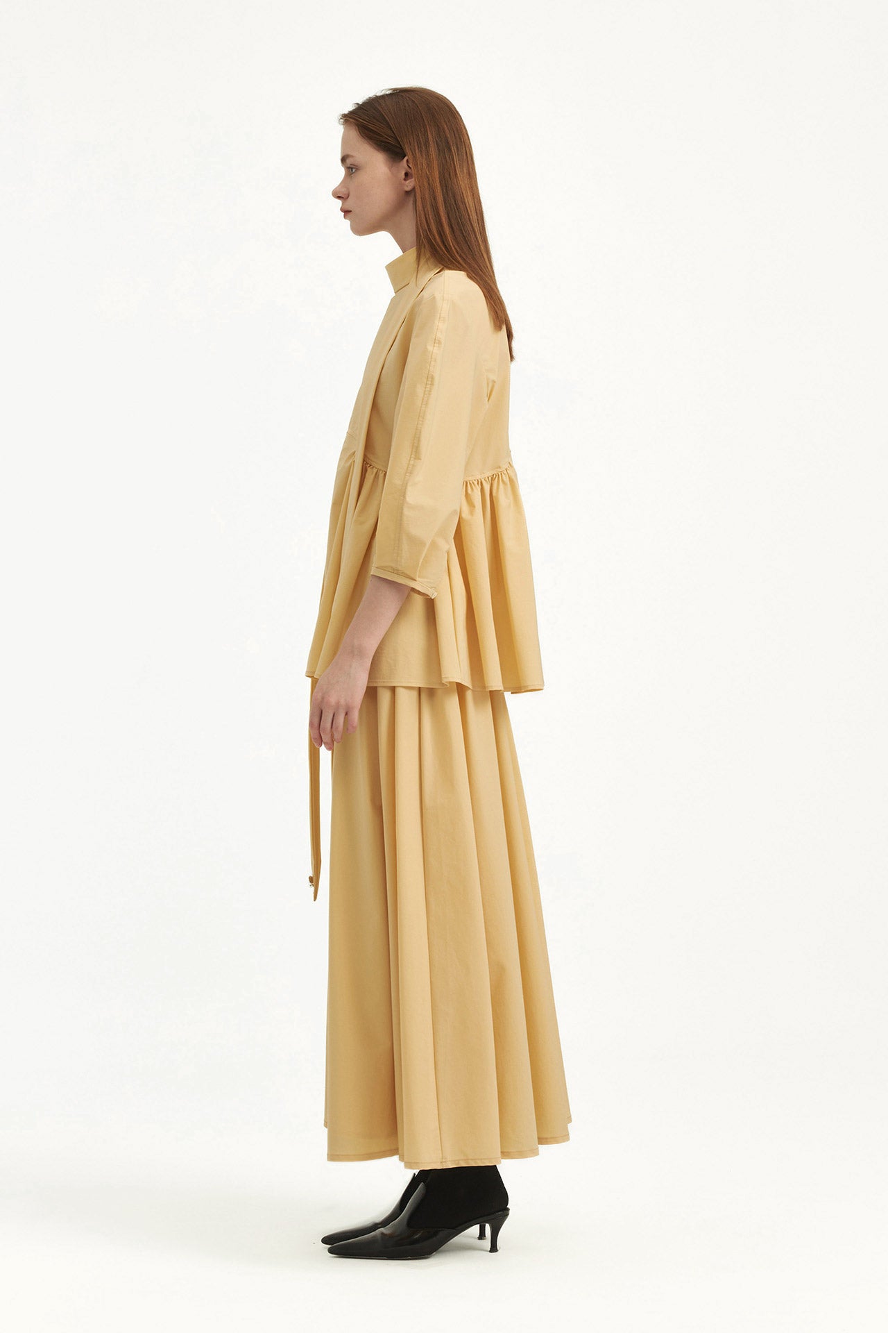 GATHERED TOP