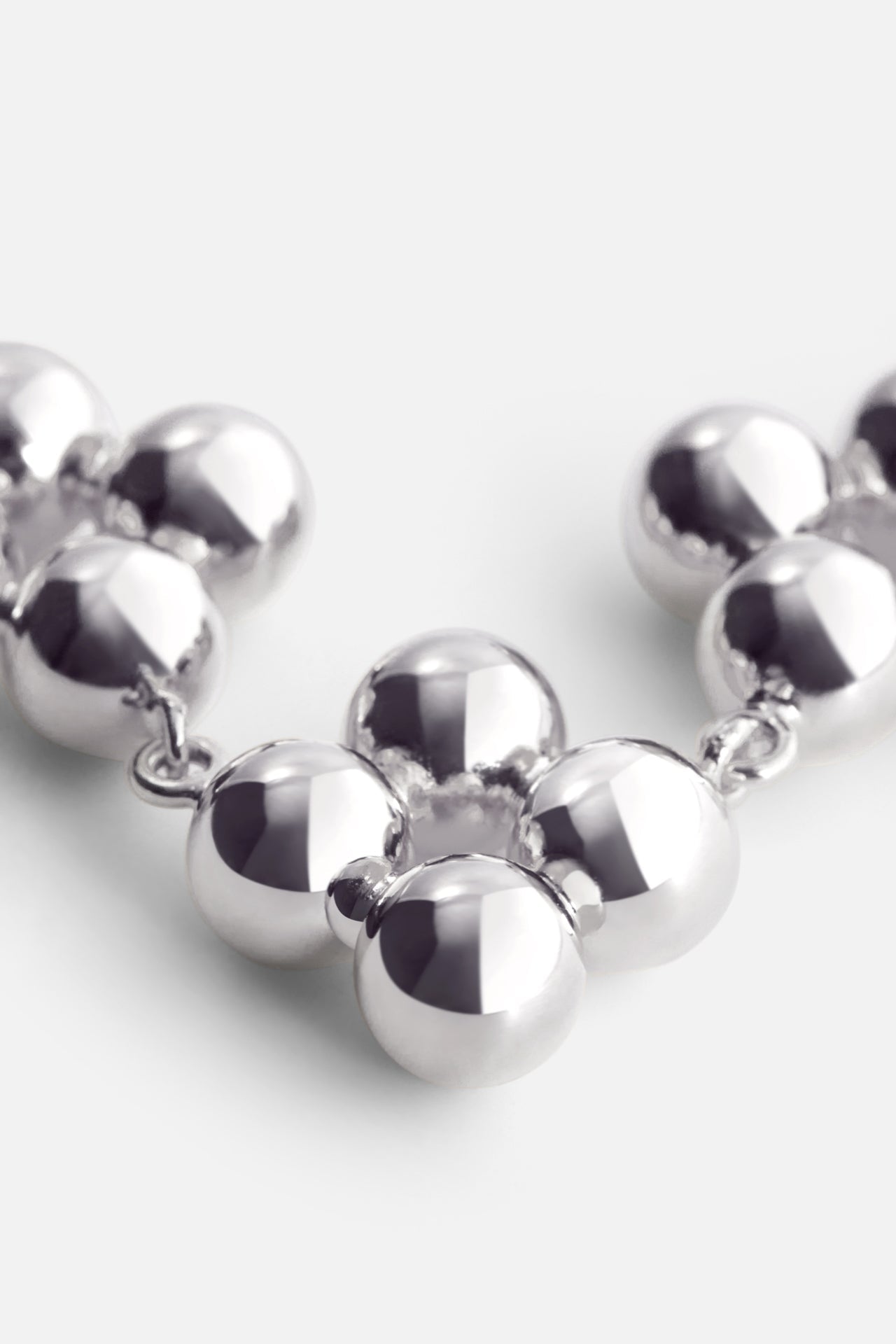 BERRY NECKLACE