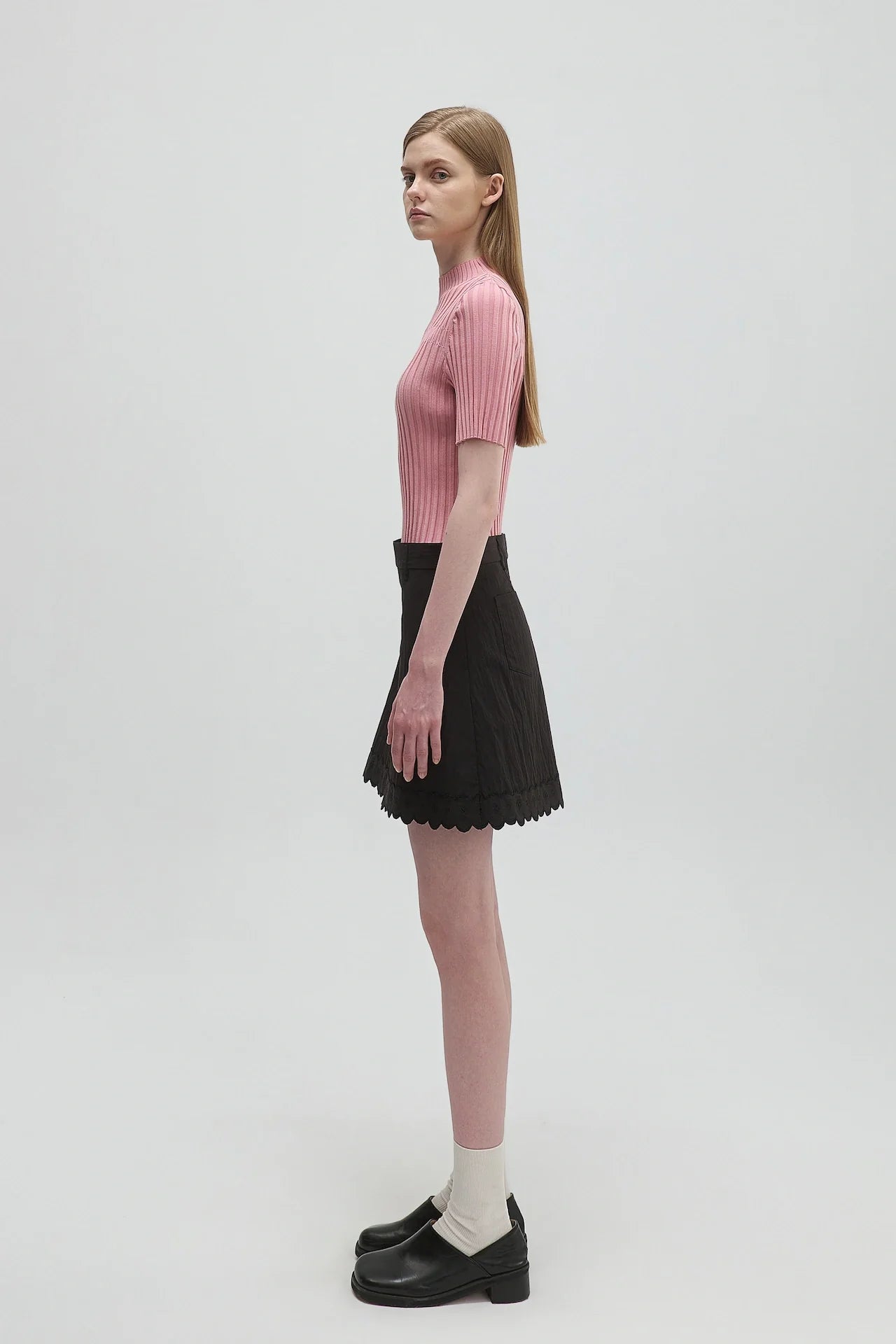 EMBROIDERED MINI SKIRT
