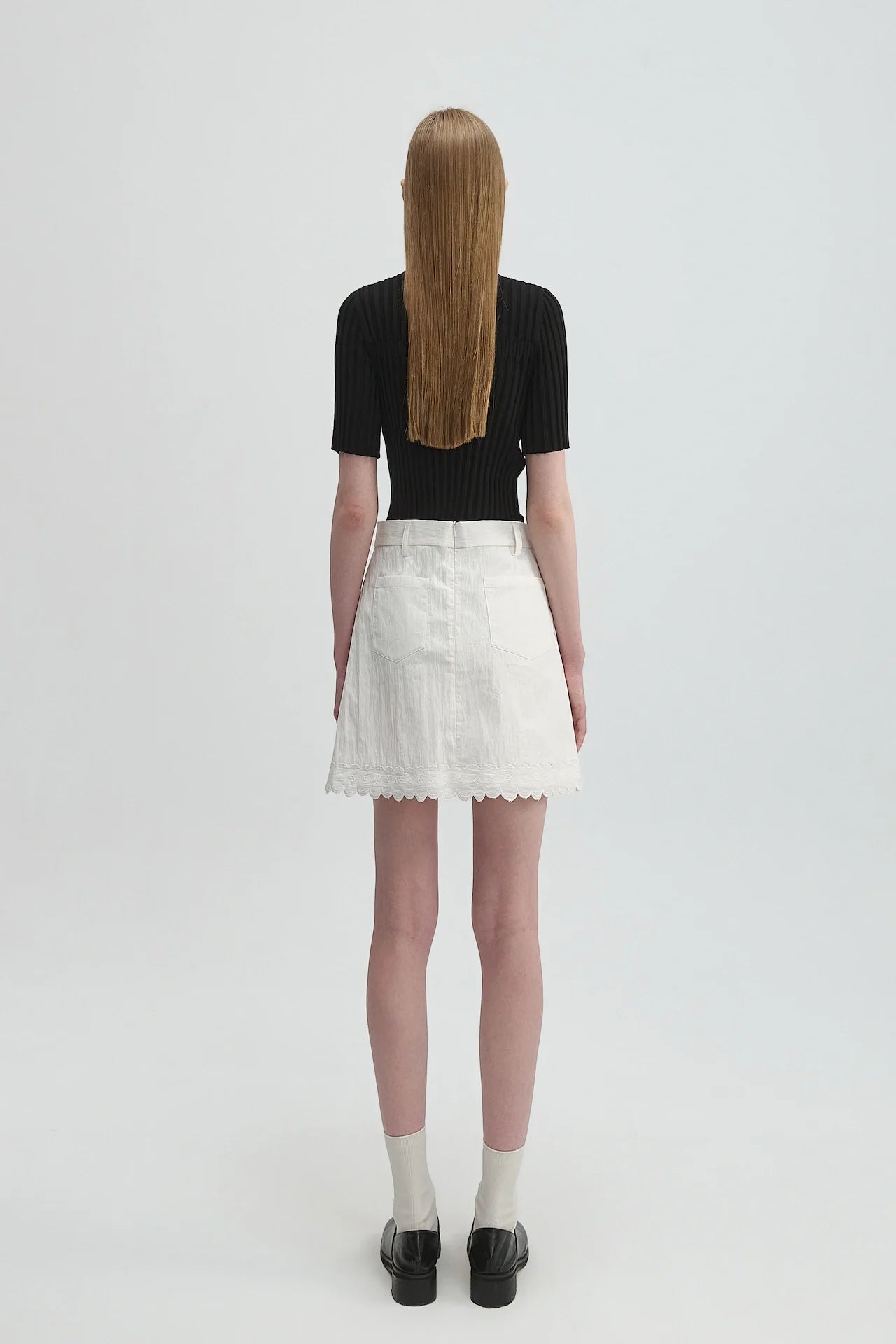 EMBROIDERED MINI SKIRT