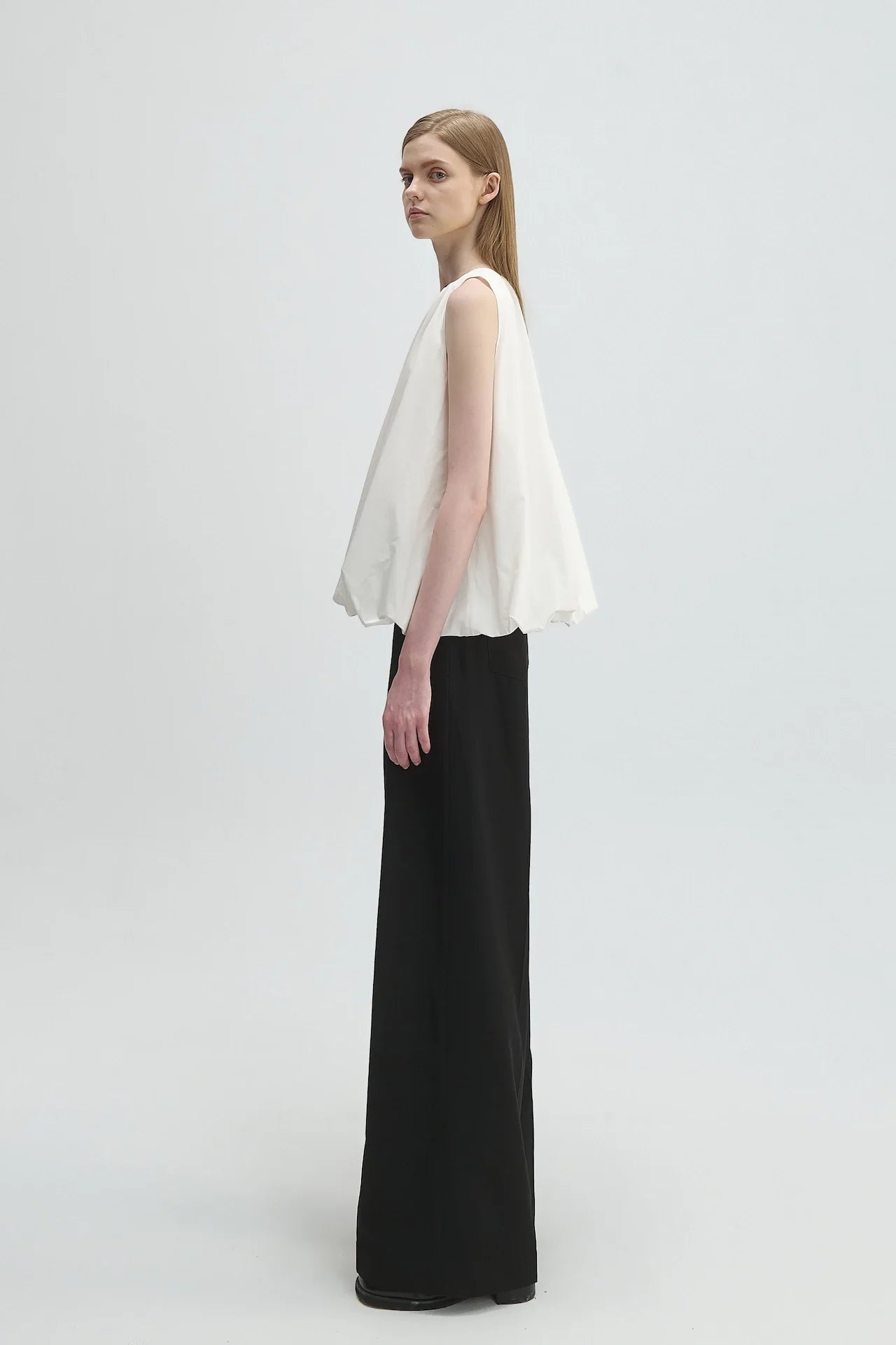 GATHERED VEST