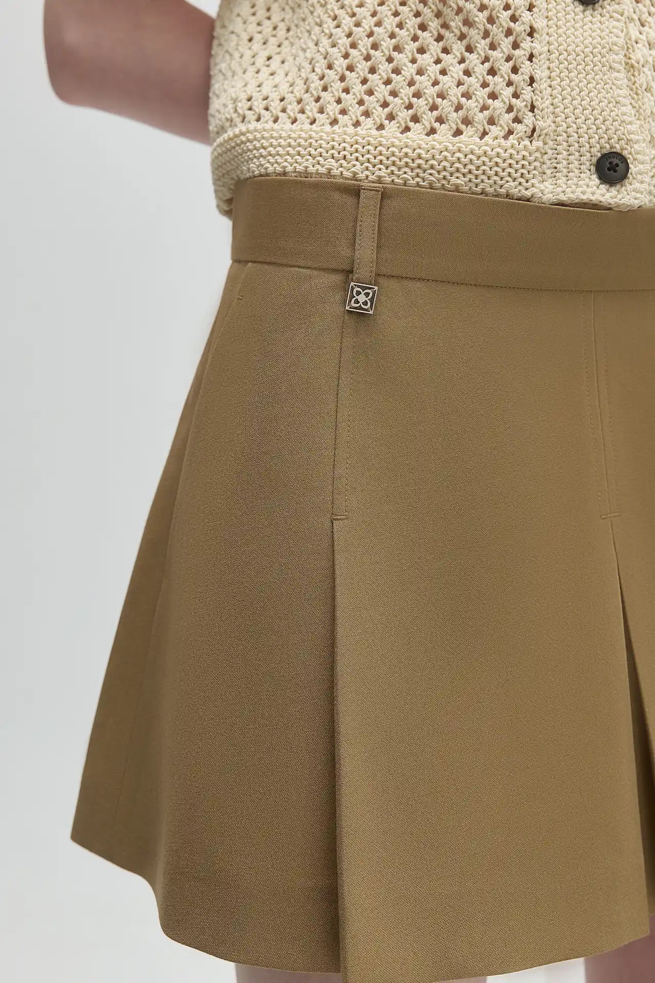 PLEATED SKIRT