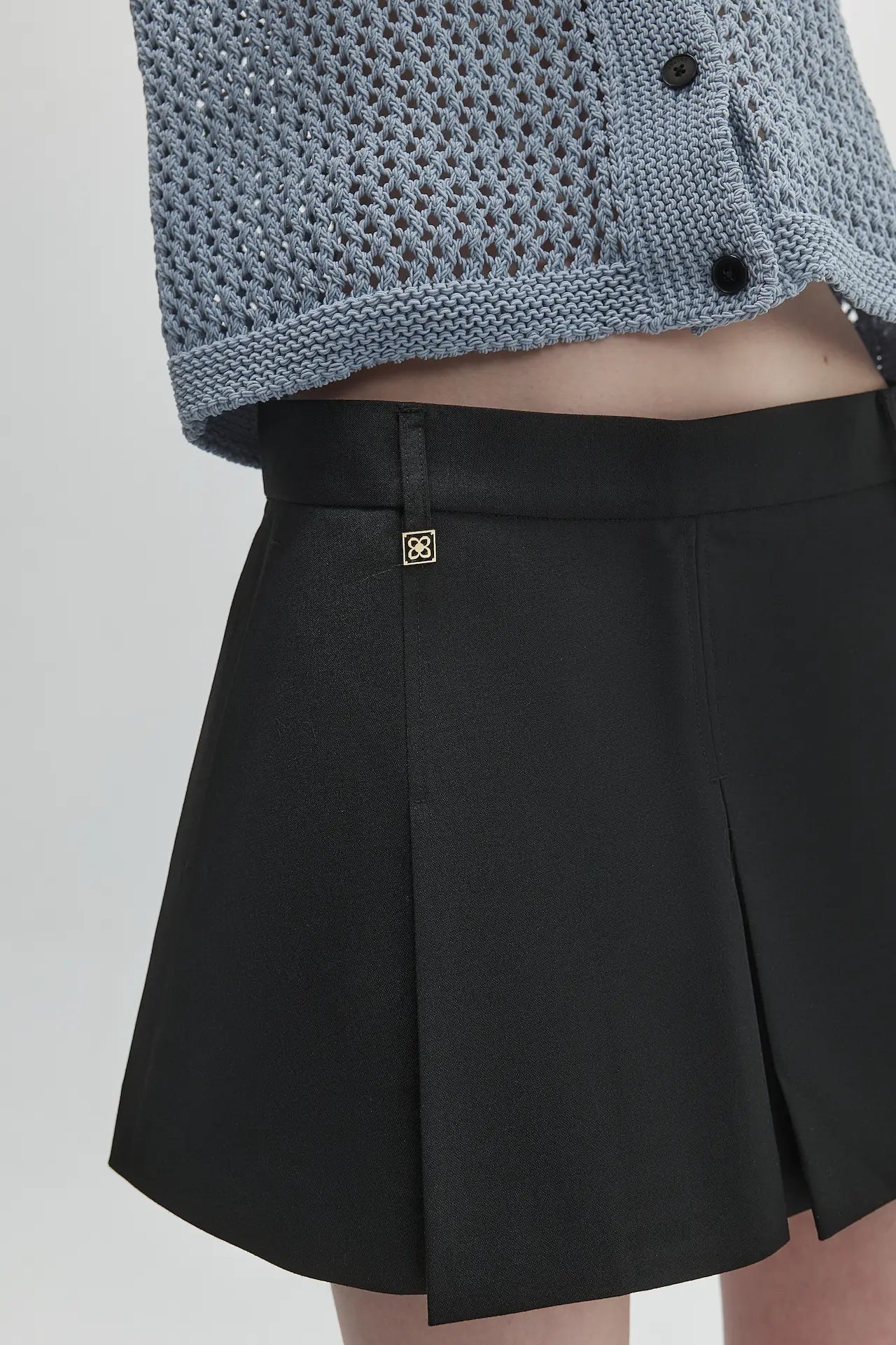 PLEATED SKIRT