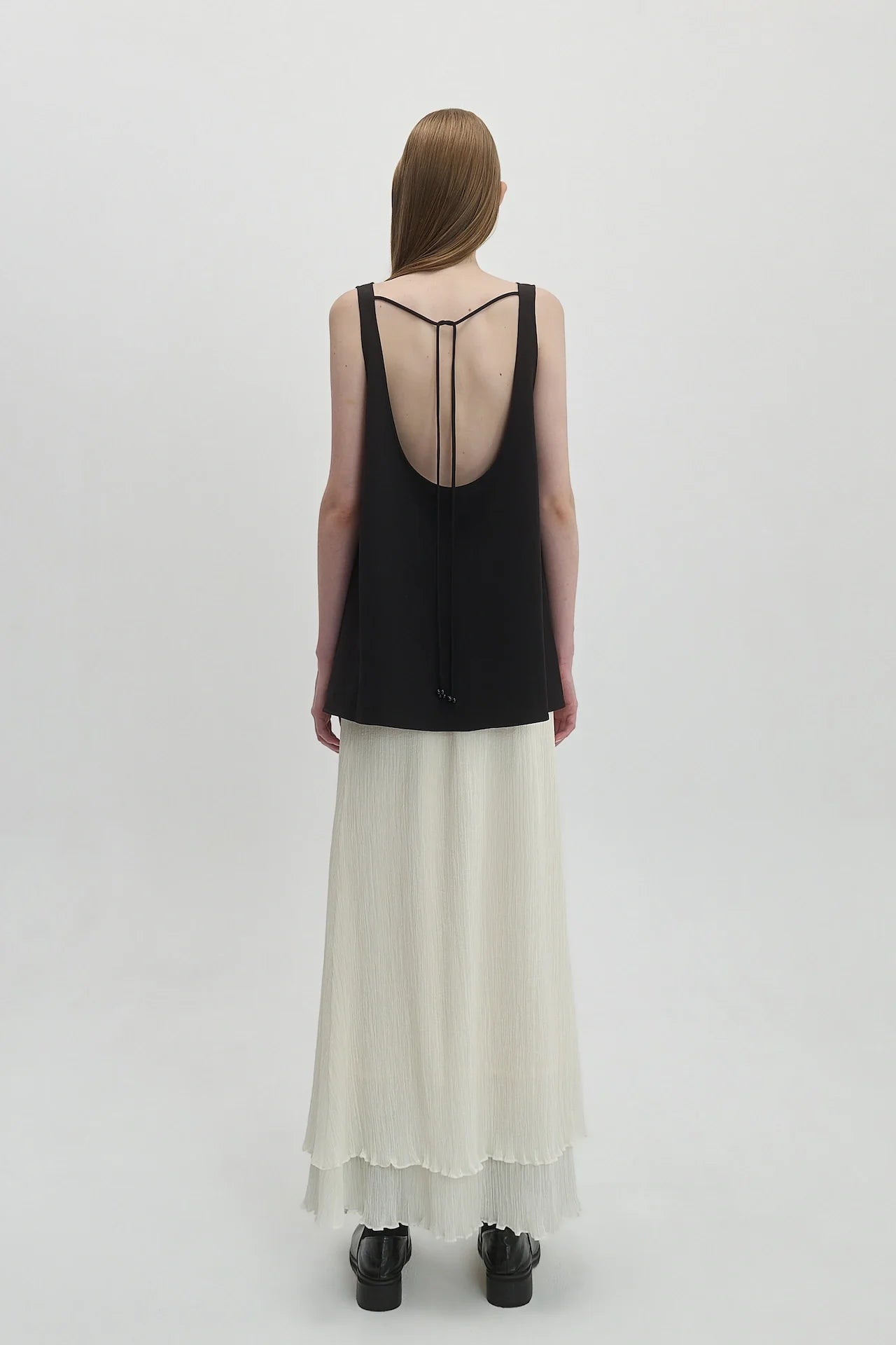 BACKLESS VEST
