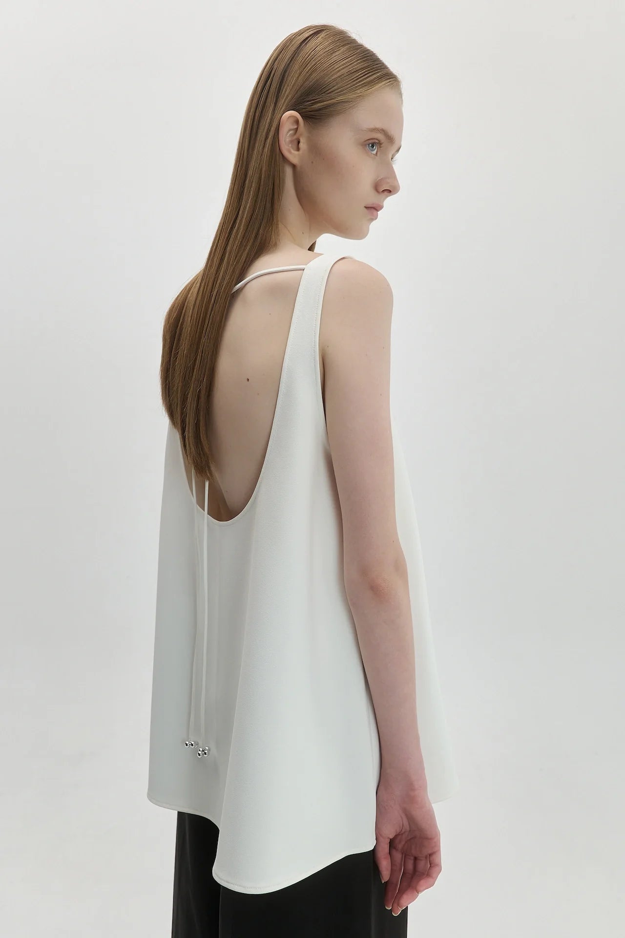 BACKLESS VEST