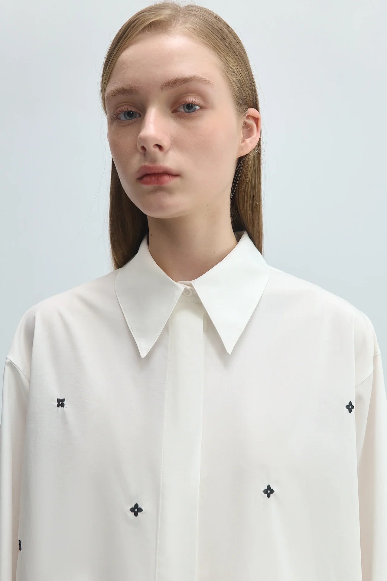 EMBROIDERED SHIRT