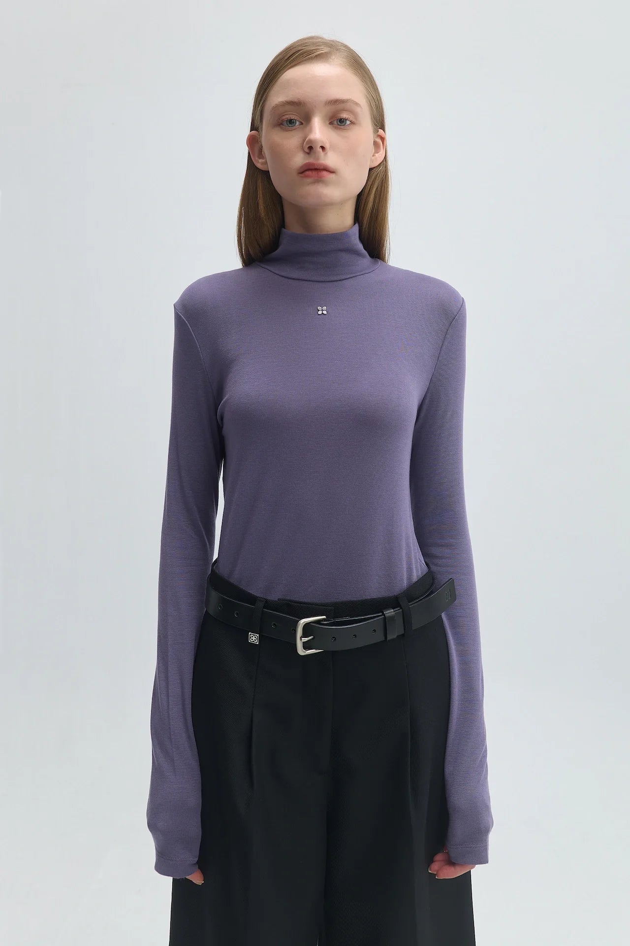 HIGH NECK TOP