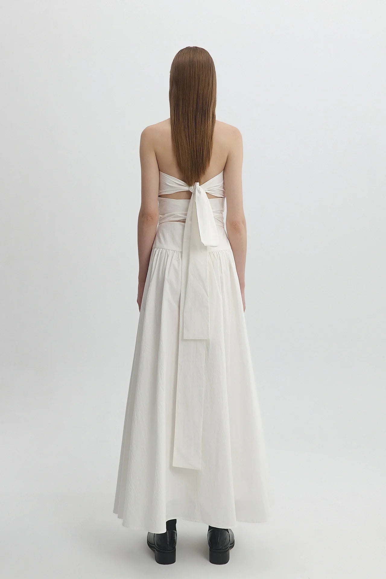 STRAPLESS DRESS