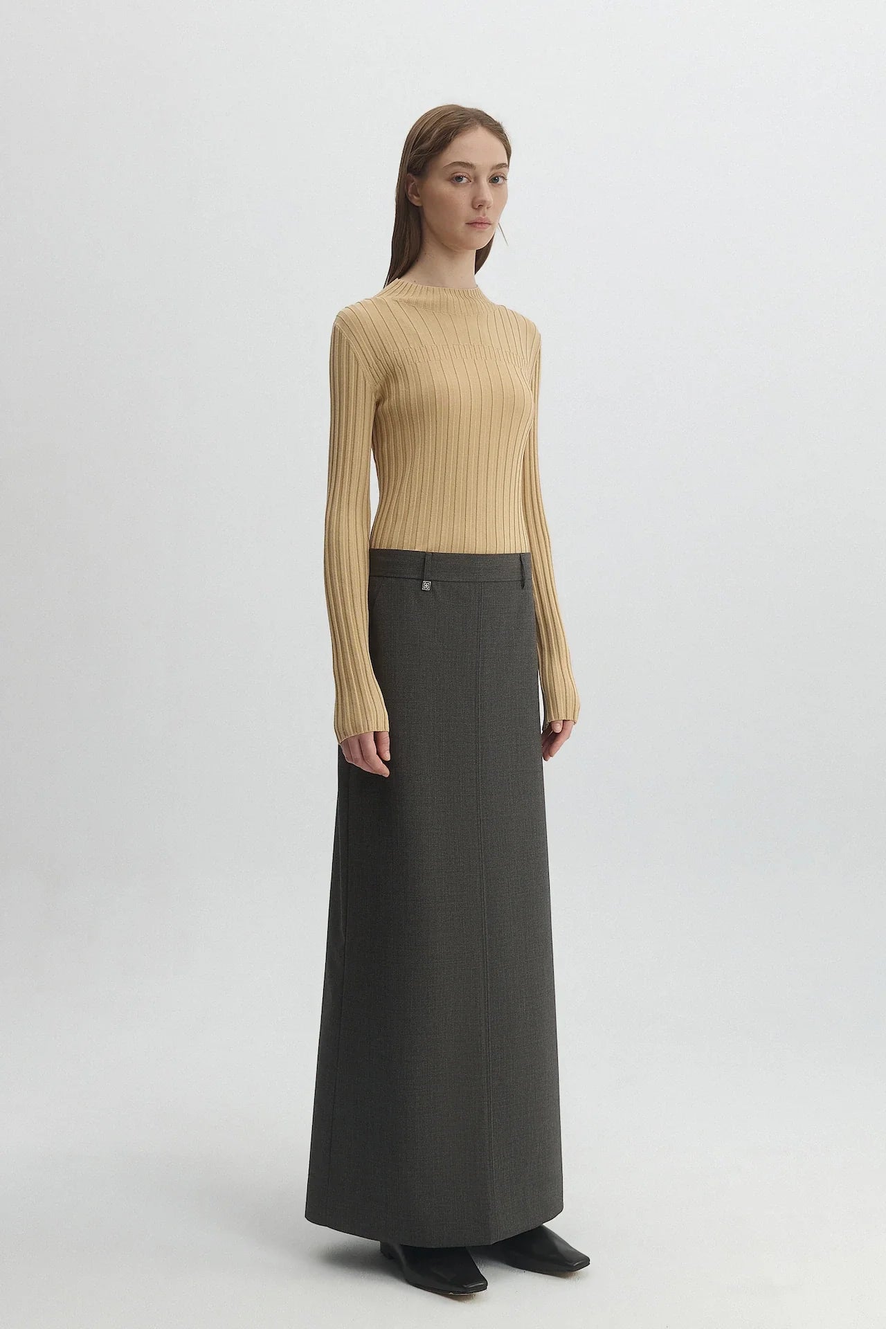 STRAIGHT SKIRT