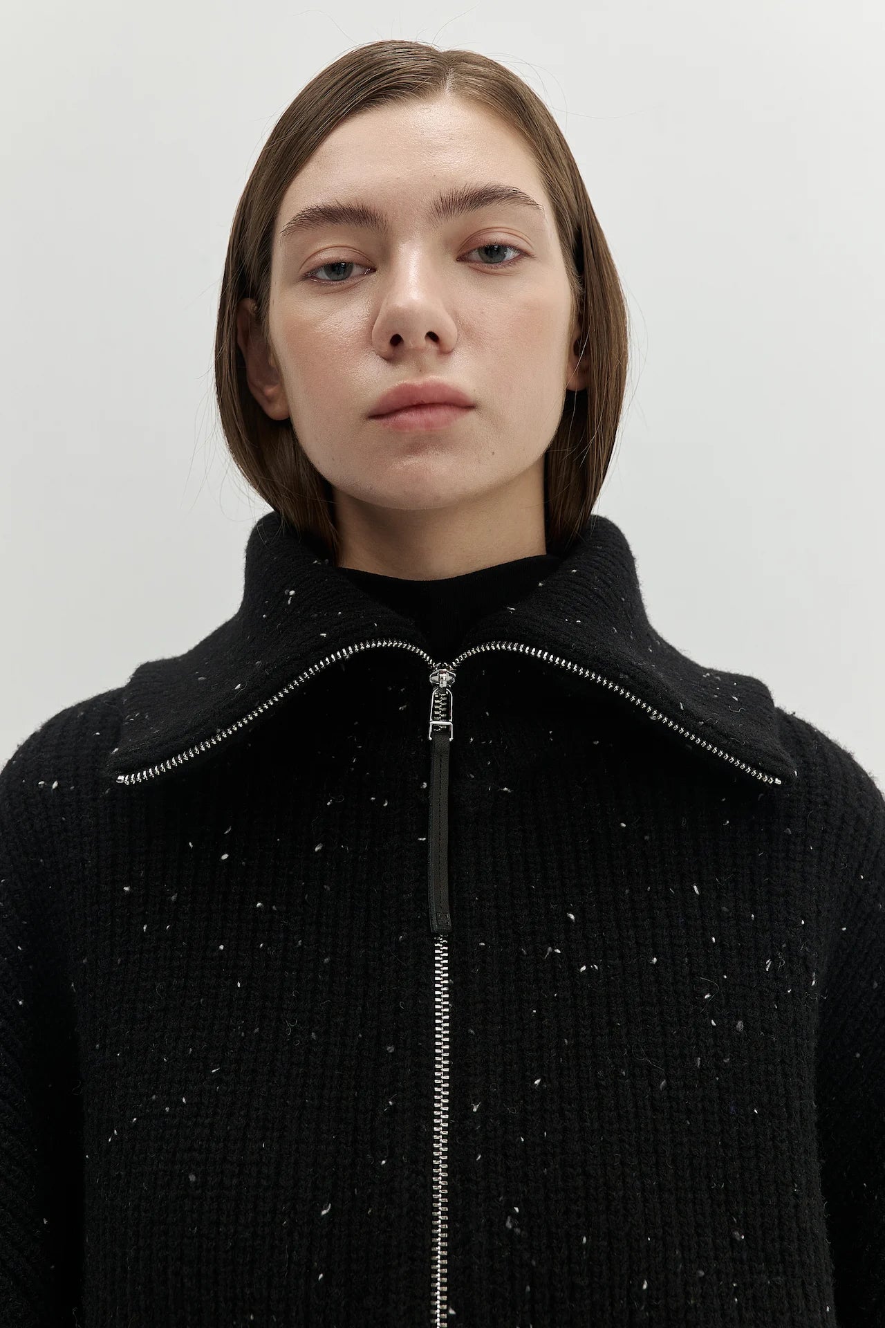 ZIP-UP CARDIGAN