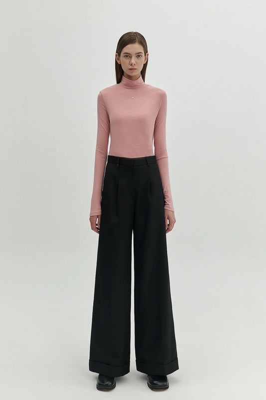 HIGH NECK TOP