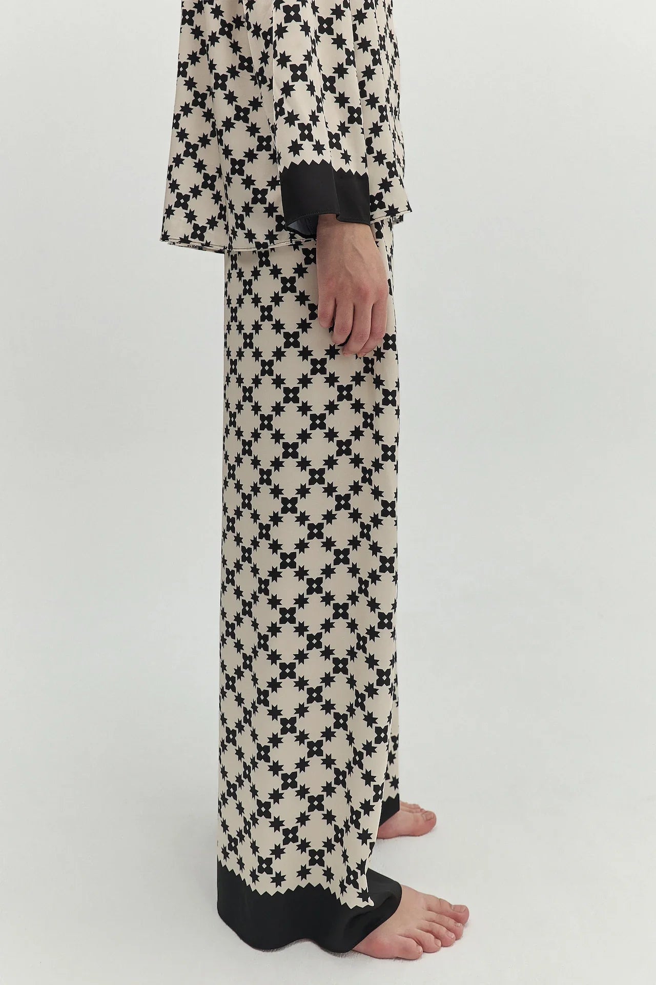 MONOGRAM SLEEPWEAR
