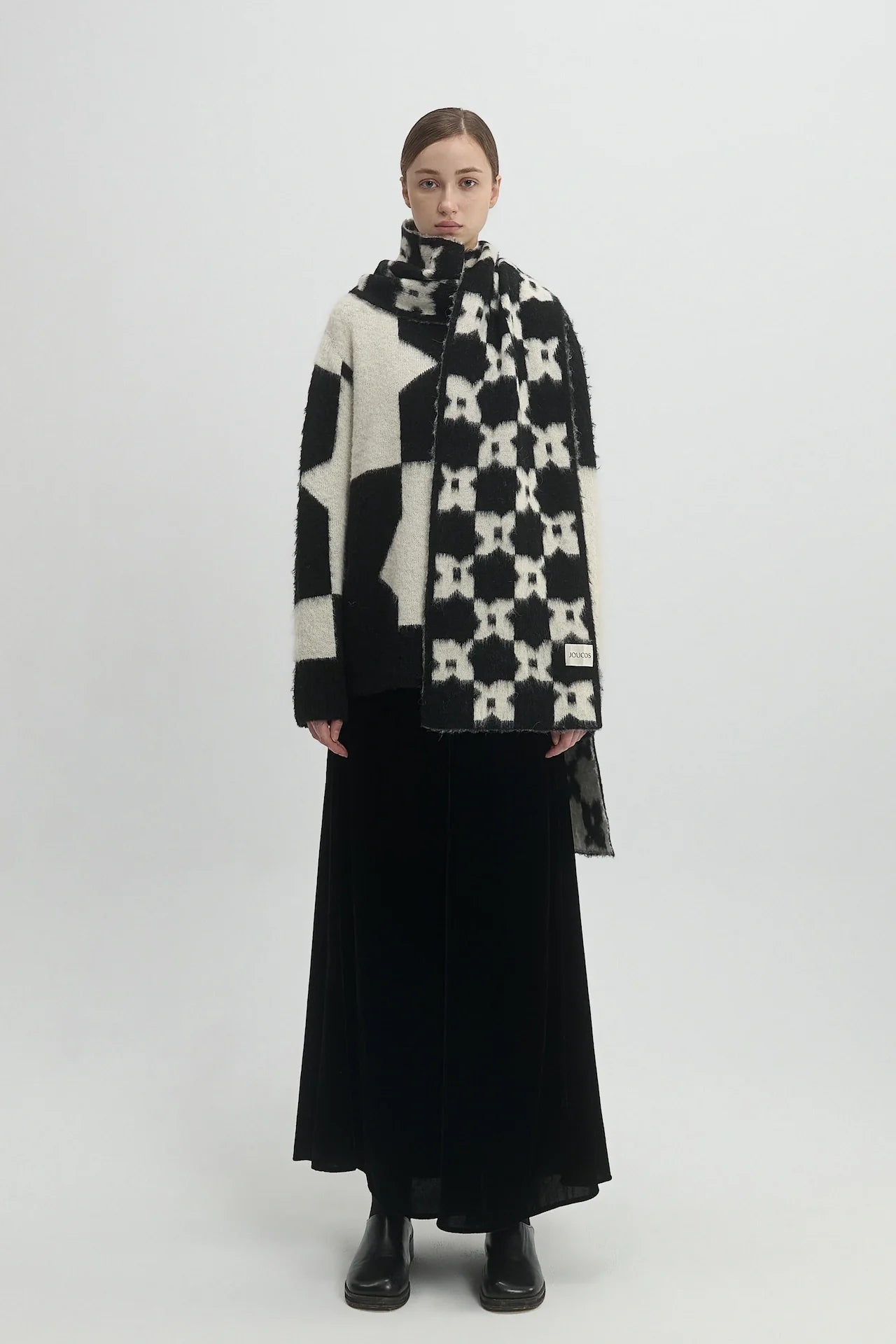 MONOGRAM WOOL SCARF