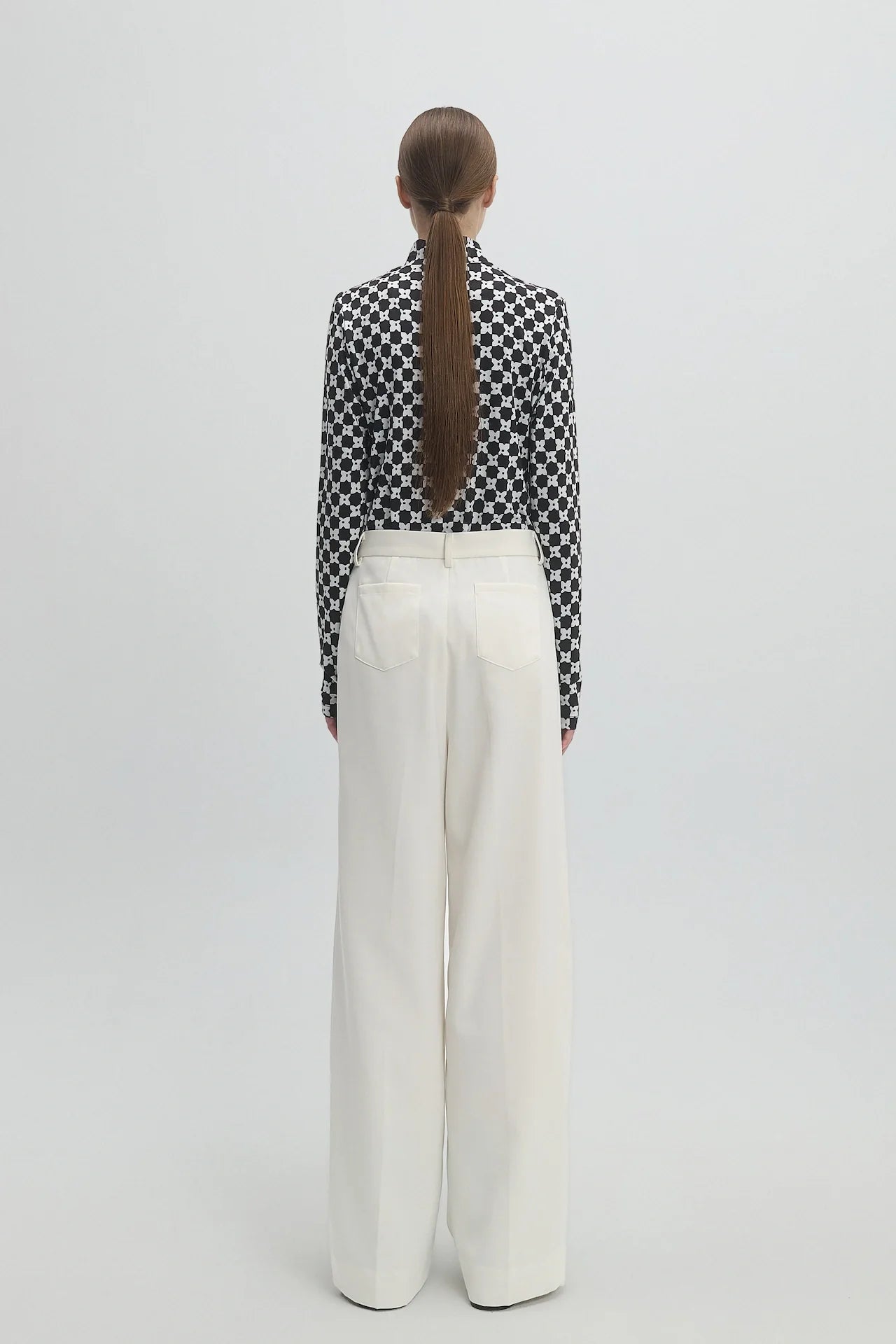STRAIGHT-LEG TROUSERS