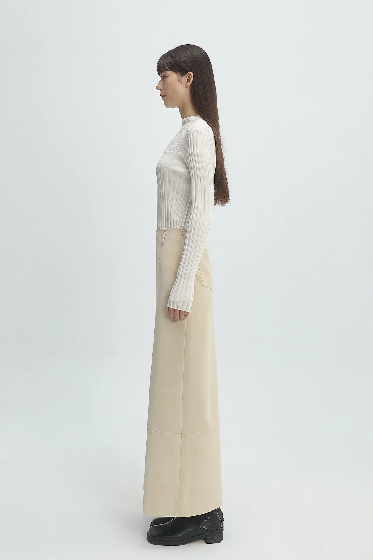 STRAIGHT SKIRT