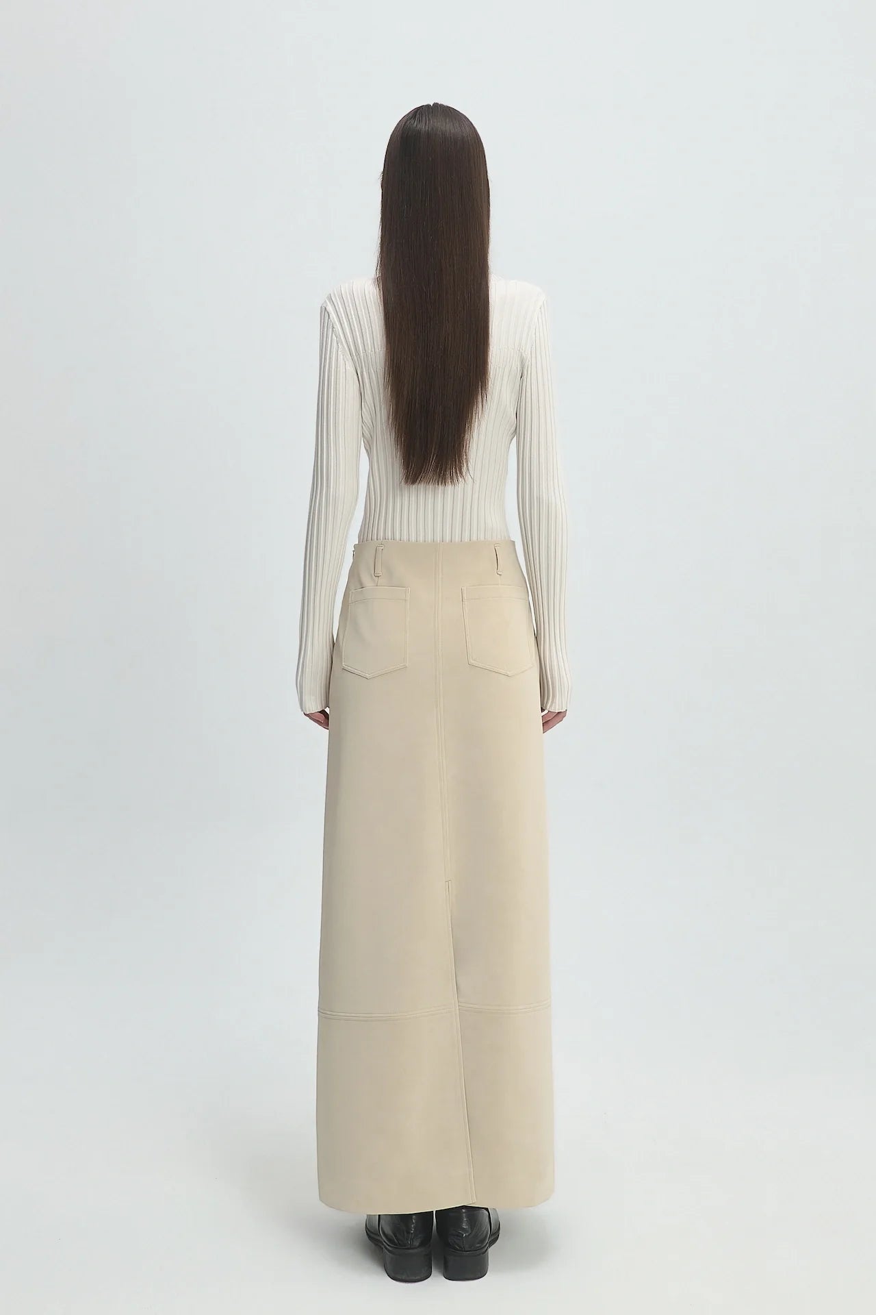 STRAIGHT SKIRT