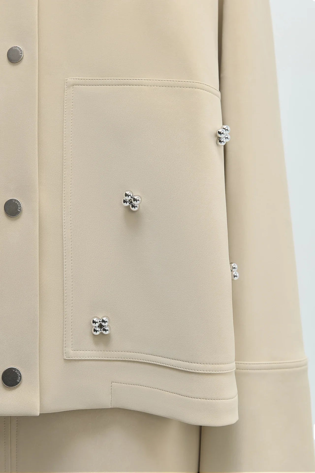 EMBELLISHED BOXY JACKET