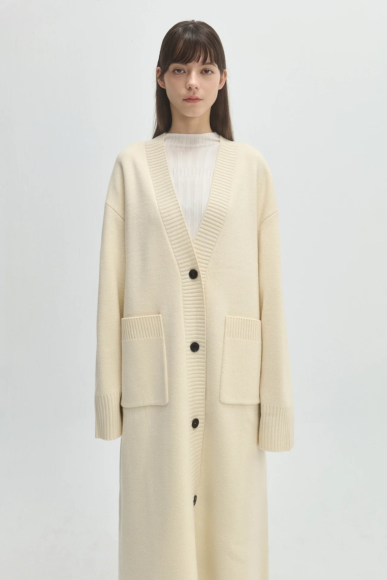V-NECK CARDIGAN