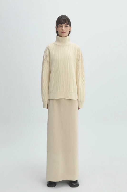 HIGH NECK SWEATER
