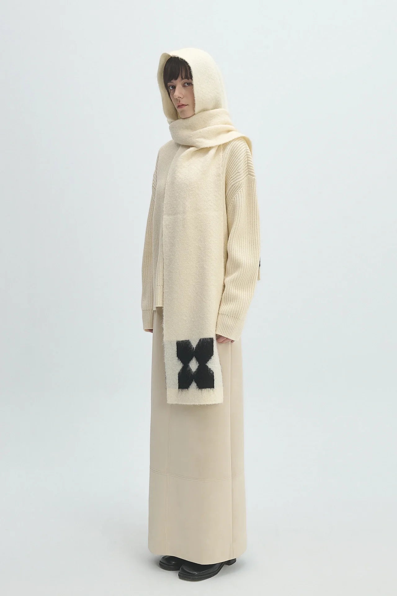 HOODED SCARF
