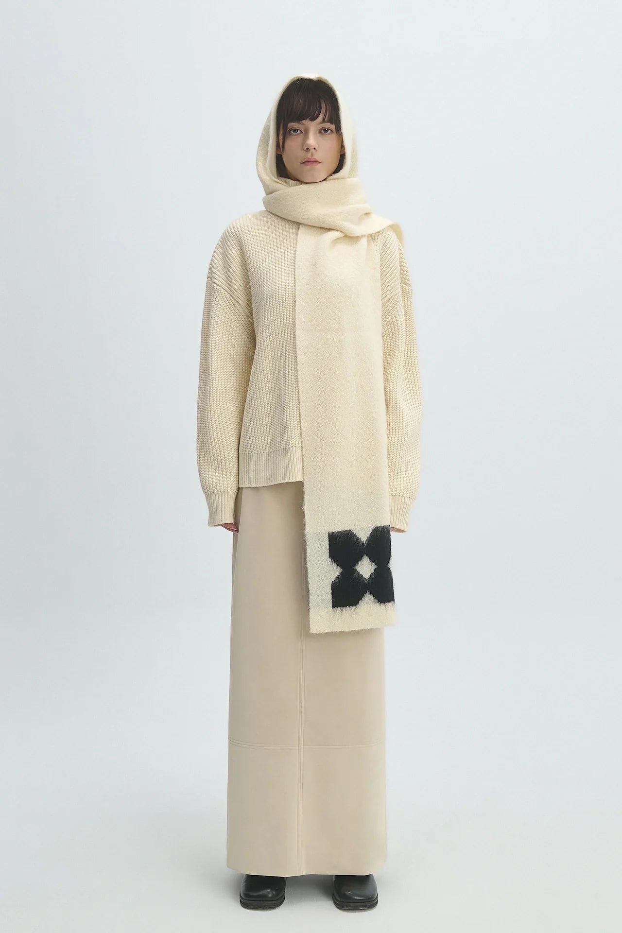 HOODED SCARF