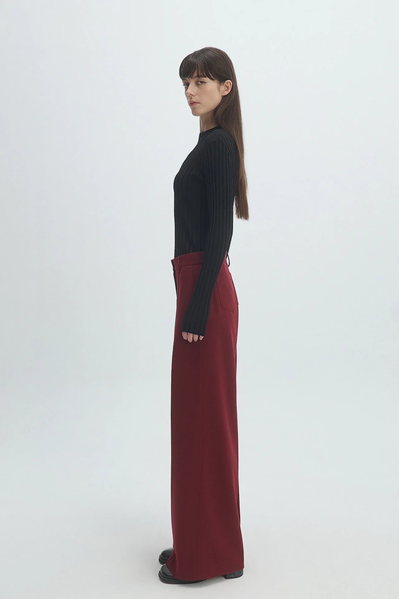 STRAIGHT-LEG TROUSERS