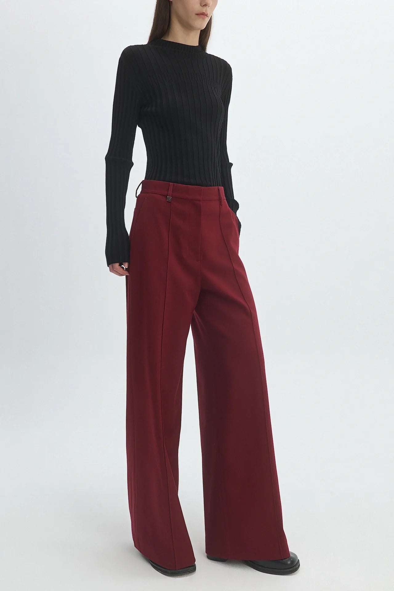 STRAIGHT-LEG TROUSERS