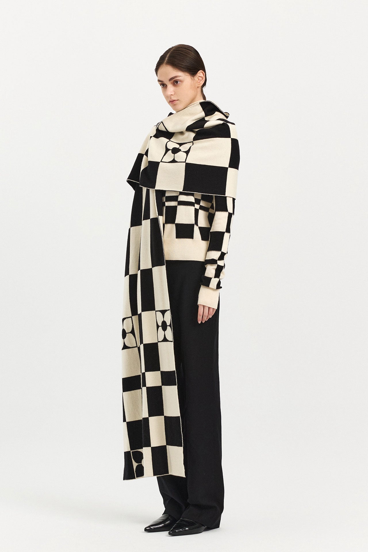 WOOL SCARF