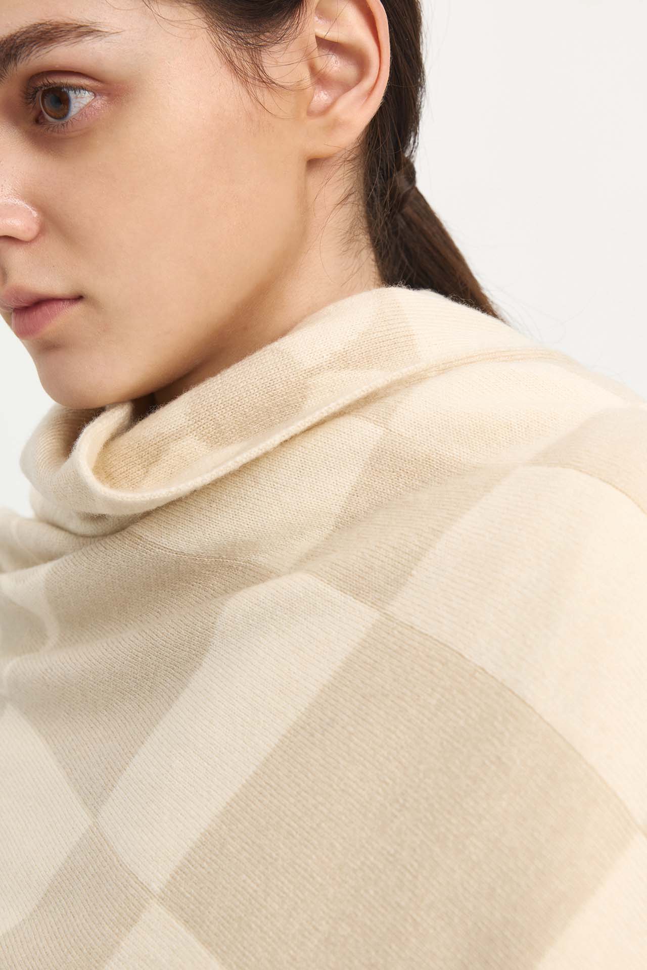 WOOL SCARF