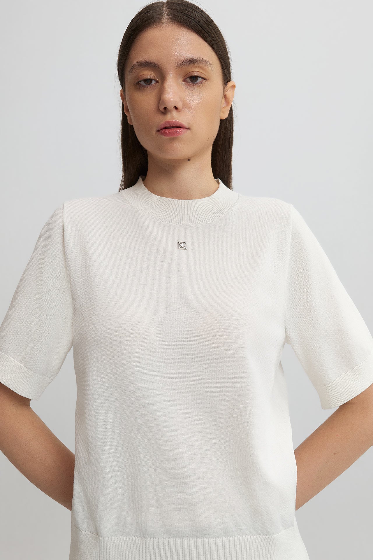 KNIT TOP