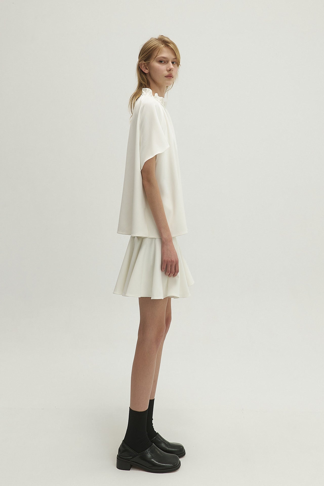 GATHERED TOP