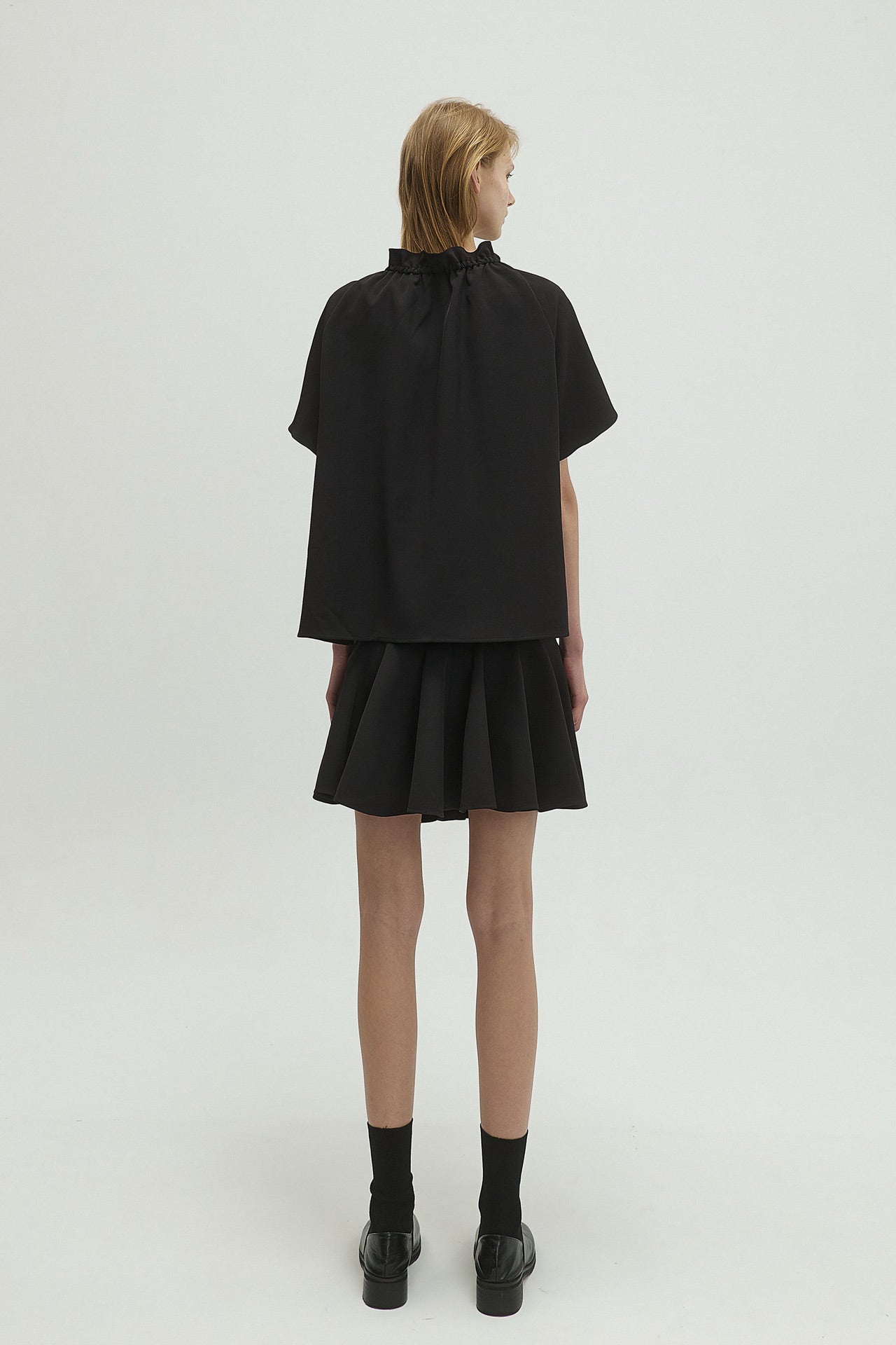 GATHERED TOP