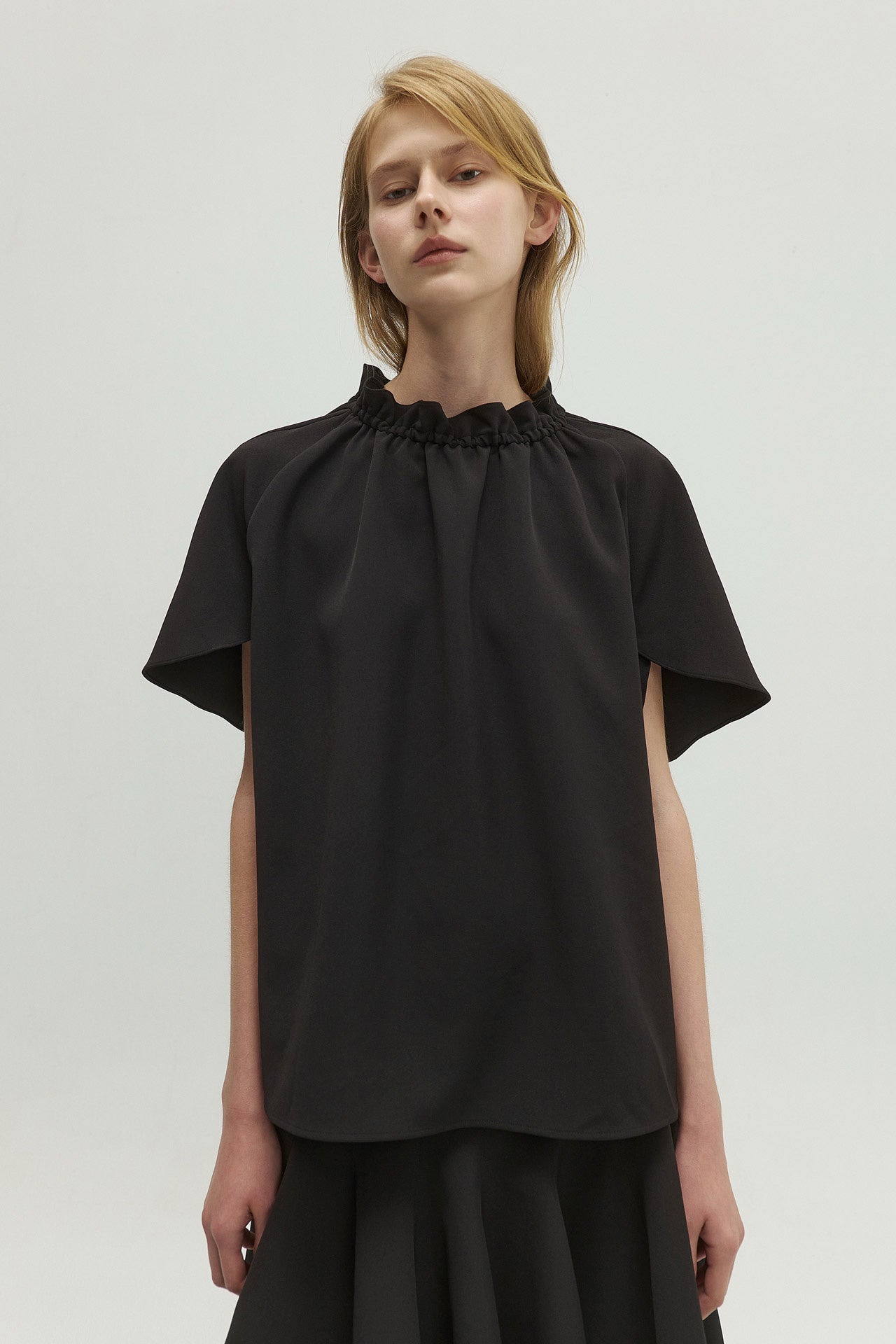 GATHERED TOP