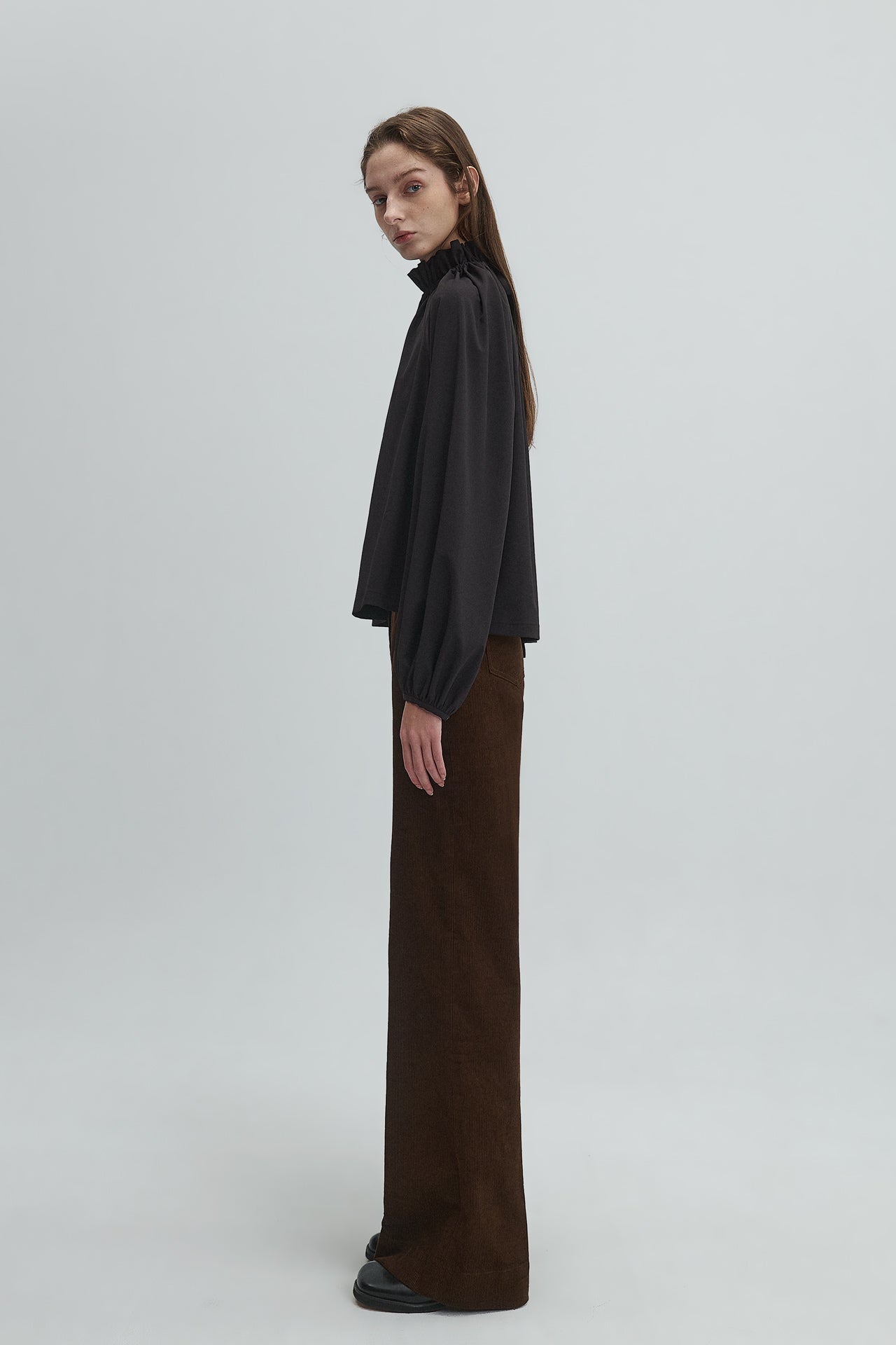 GATHERED TOP