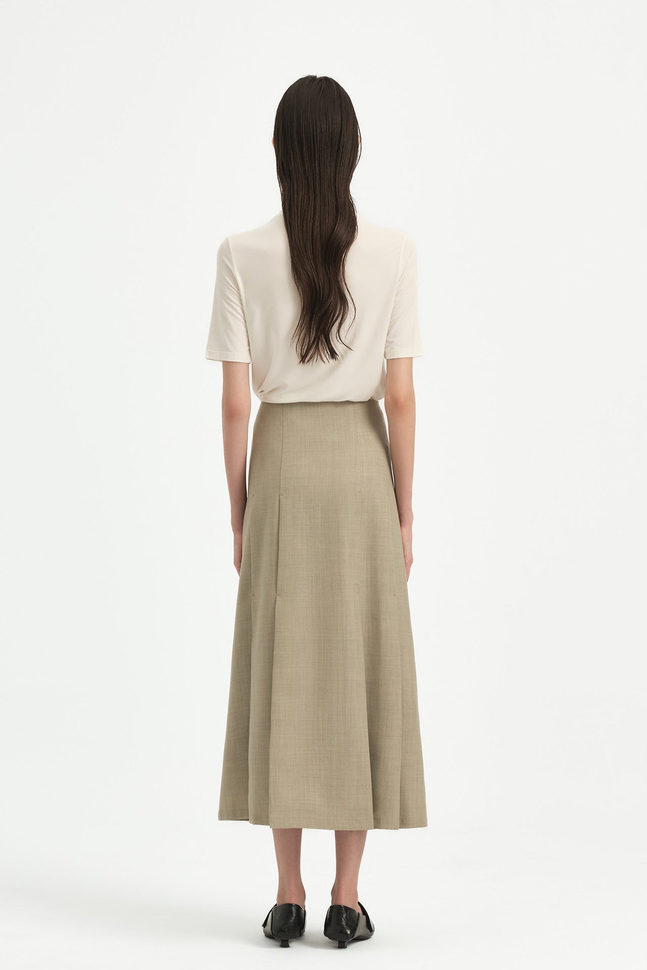PLEATED SKIRT WITH BEADED EMBELLISHMENTS