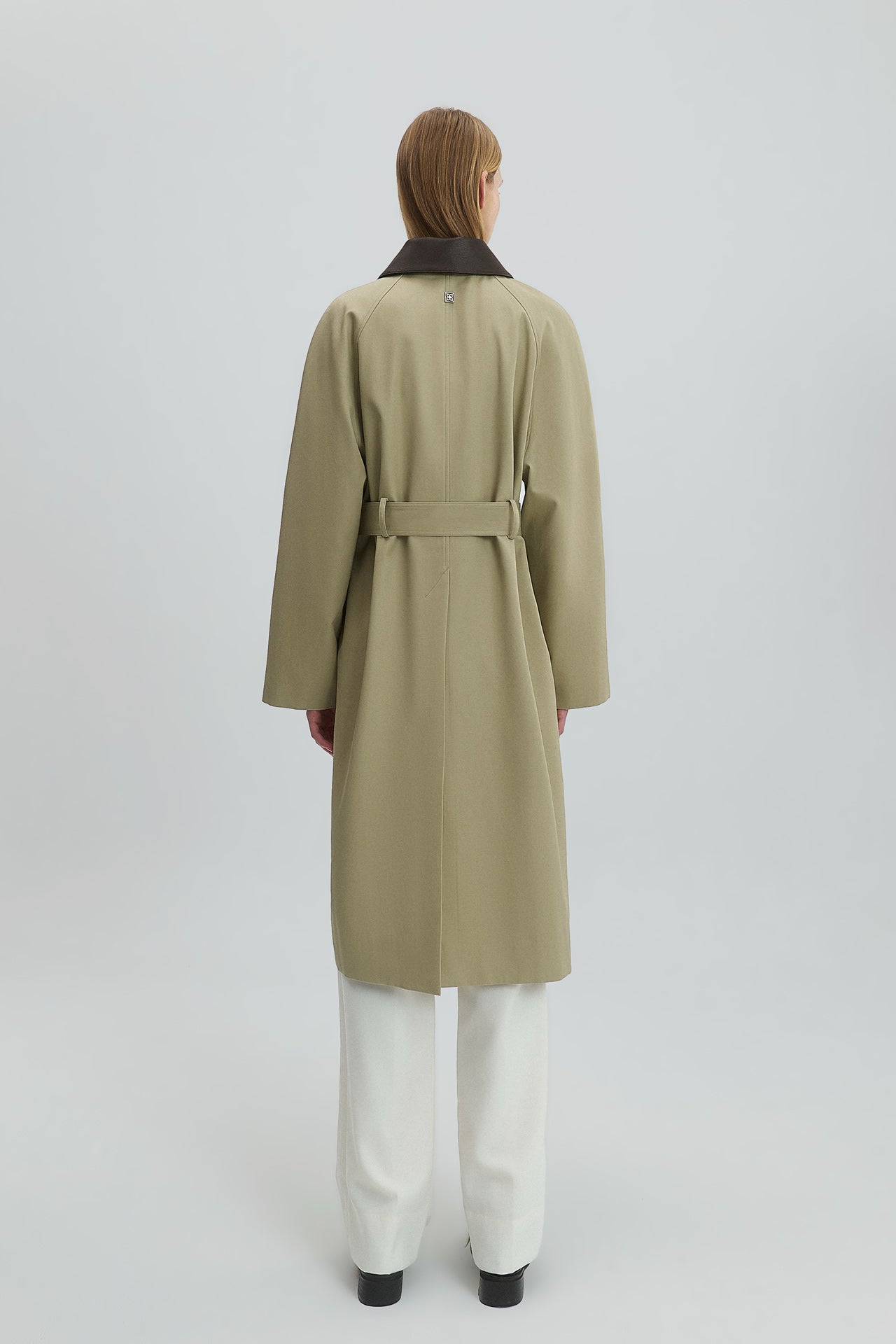 LEATHER COLLAR COAT