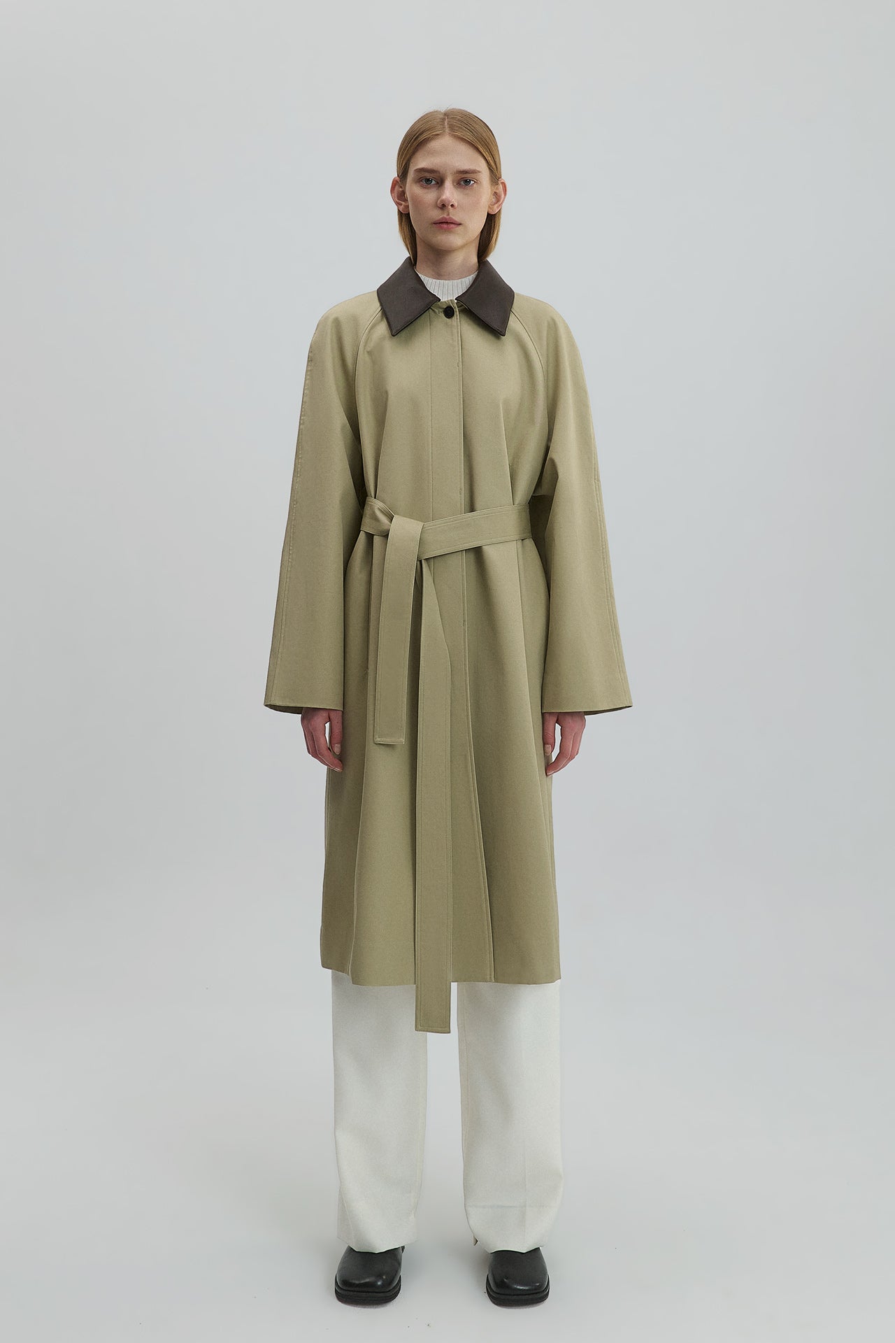 LEATHER COLLAR COAT