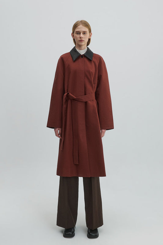 LEATHER COLLAR COAT