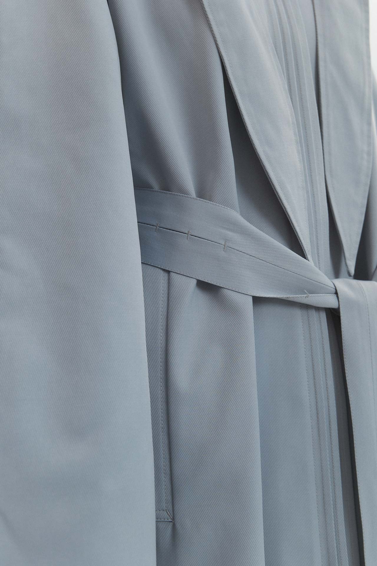 TRENCH COAT WITH DETACHABLE HOOD