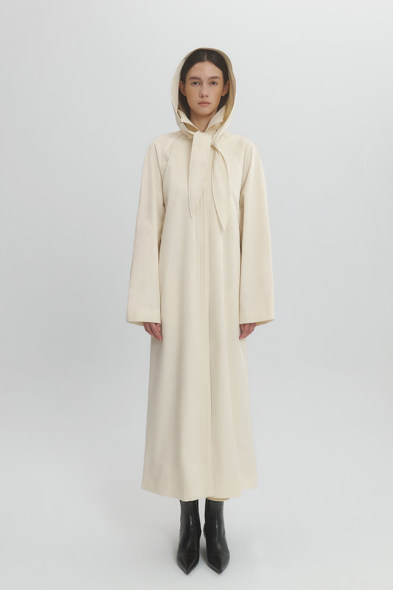 TRENCH COAT WITH DETACHABLE HOOD