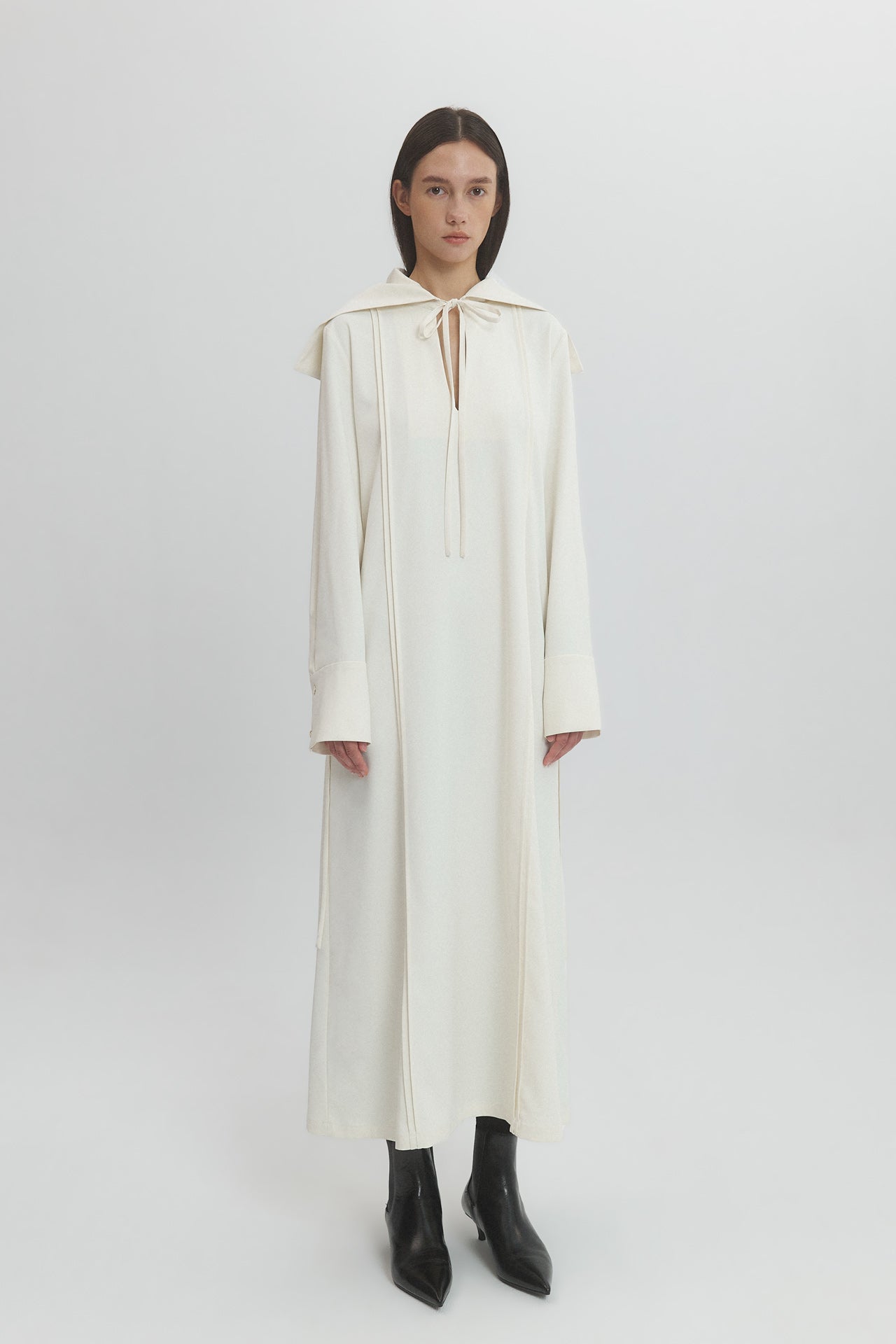 COLLAR DRESS