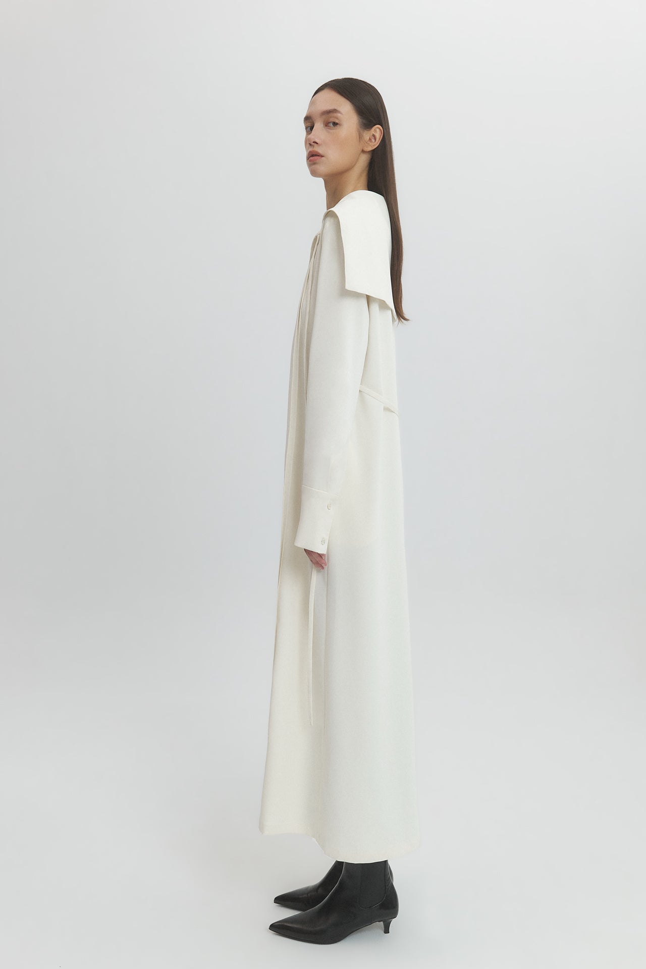 COLLAR DRESS
