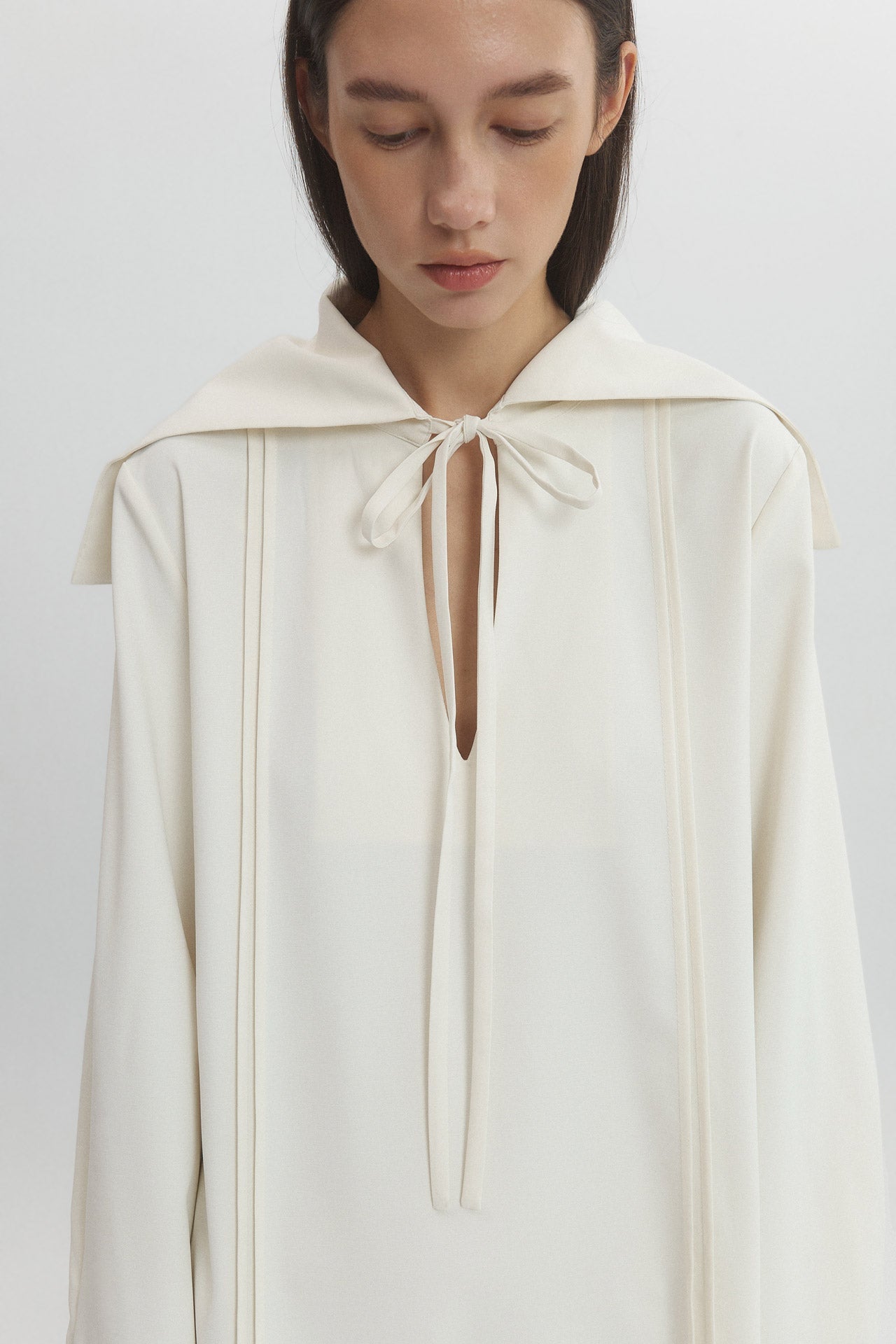COLLAR DRESS