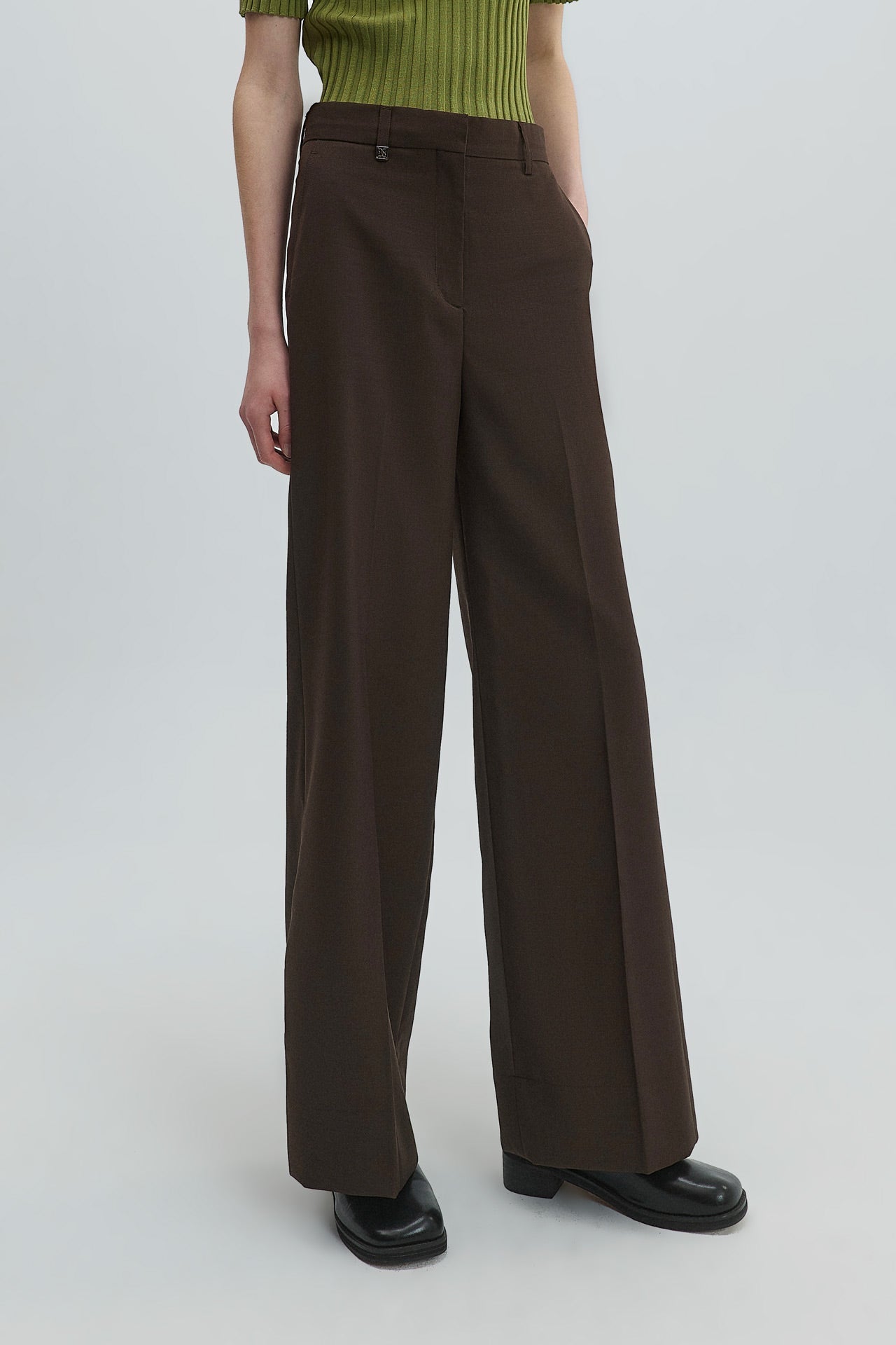STRAIGHT-LEG TROUSERS
