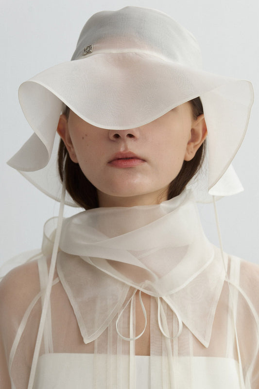 SILK HAT