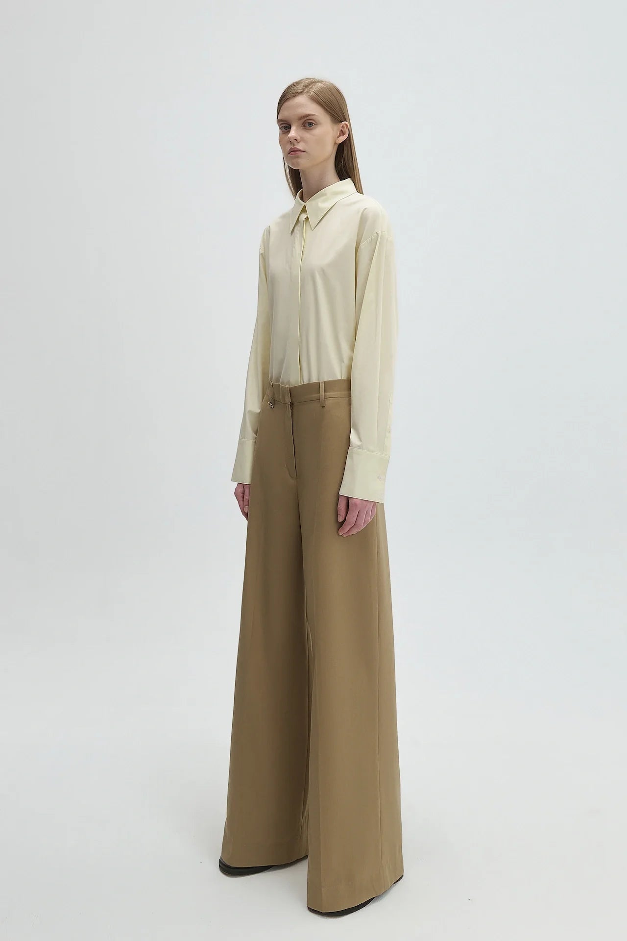 STRAIGHT-LEG TROUSERS