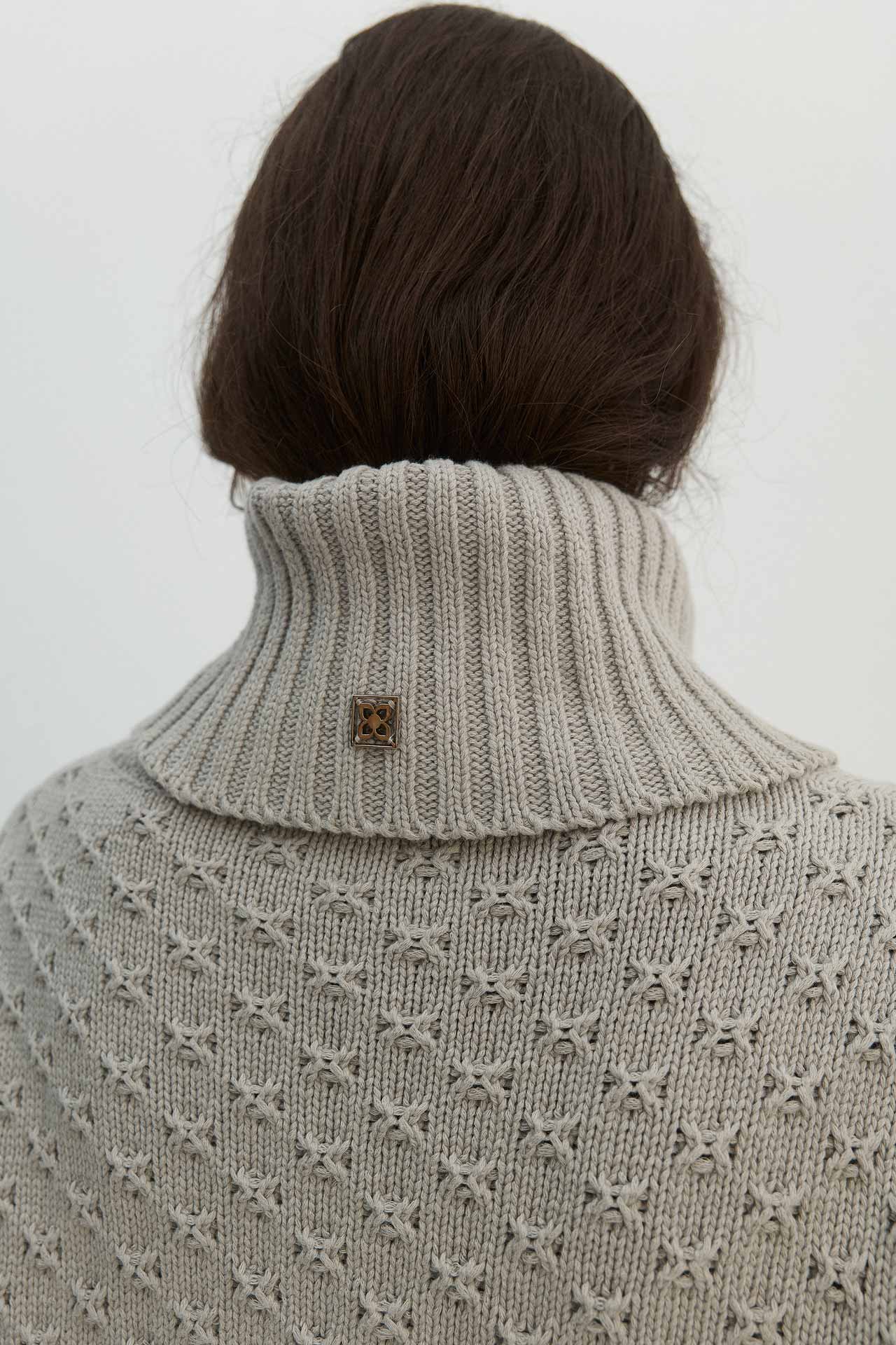 KNIT CARDIGAN