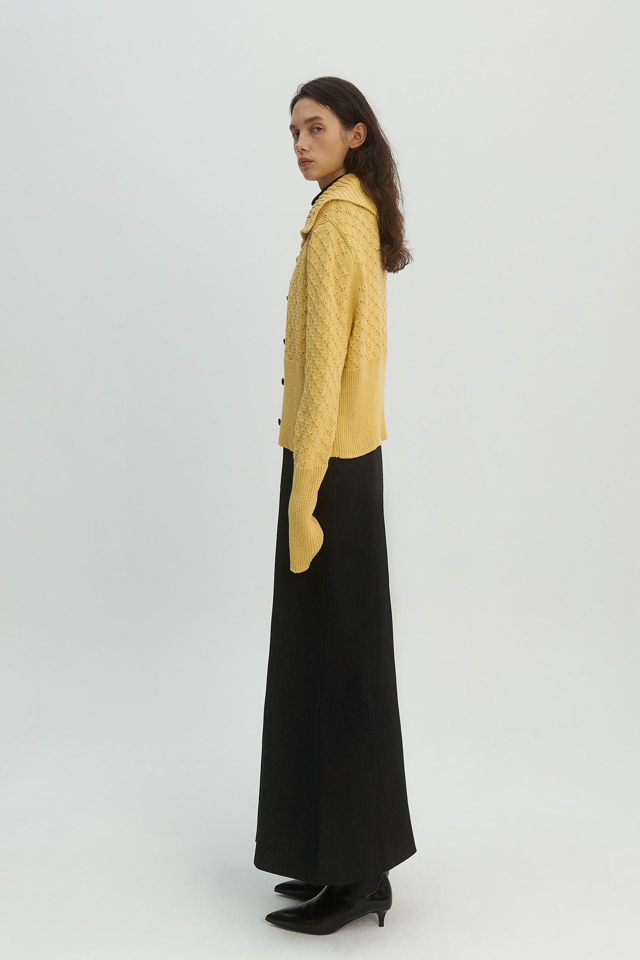 KNIT CARDIGAN